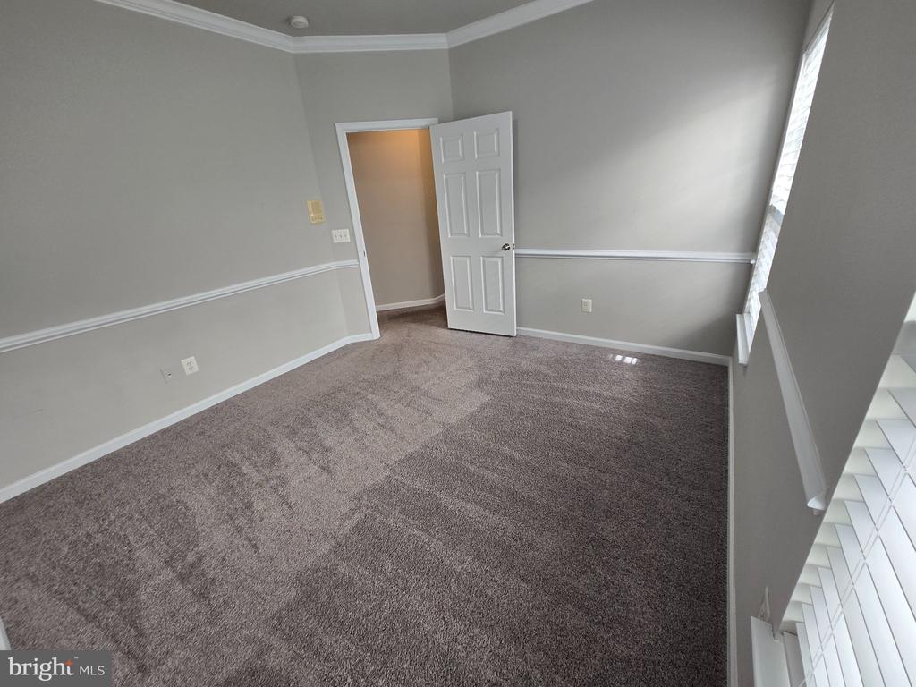 5104 SEWELLS POINTE DR, FREDERICKSBURG, Virginia 22407, 5 Bedrooms Bedrooms, ,4 BathroomsBathrooms,Residential,5104 SEWELLS POINTE DR,VASP2041002 MLS # VASP2041002