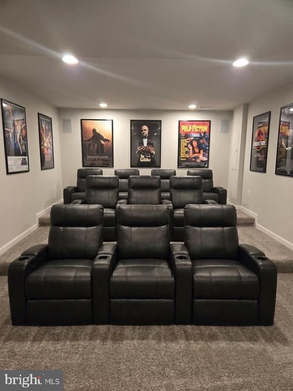 5104 SEWELLS POINTE DR, FREDERICKSBURG, Virginia 22407, 5 Bedrooms Bedrooms, ,4 BathroomsBathrooms,Residential,5104 SEWELLS POINTE DR,VASP2041002 MLS # VASP2041002