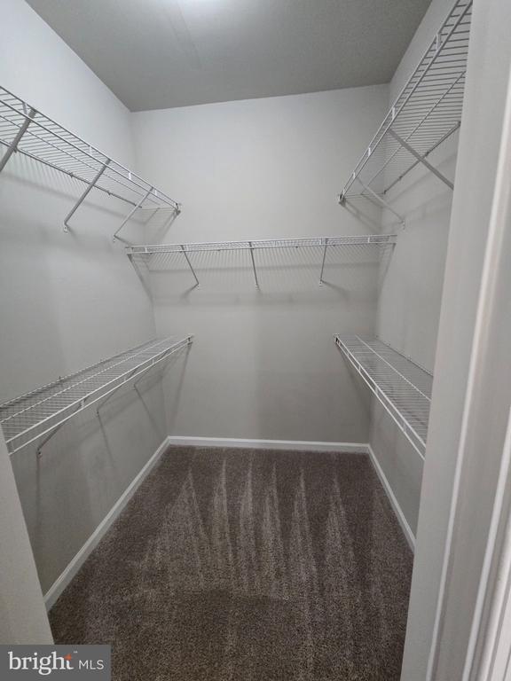 5104 SEWELLS POINTE DR, FREDERICKSBURG, Virginia 22407, 5 Bedrooms Bedrooms, ,4 BathroomsBathrooms,Residential,5104 SEWELLS POINTE DR,VASP2041002 MLS # VASP2041002