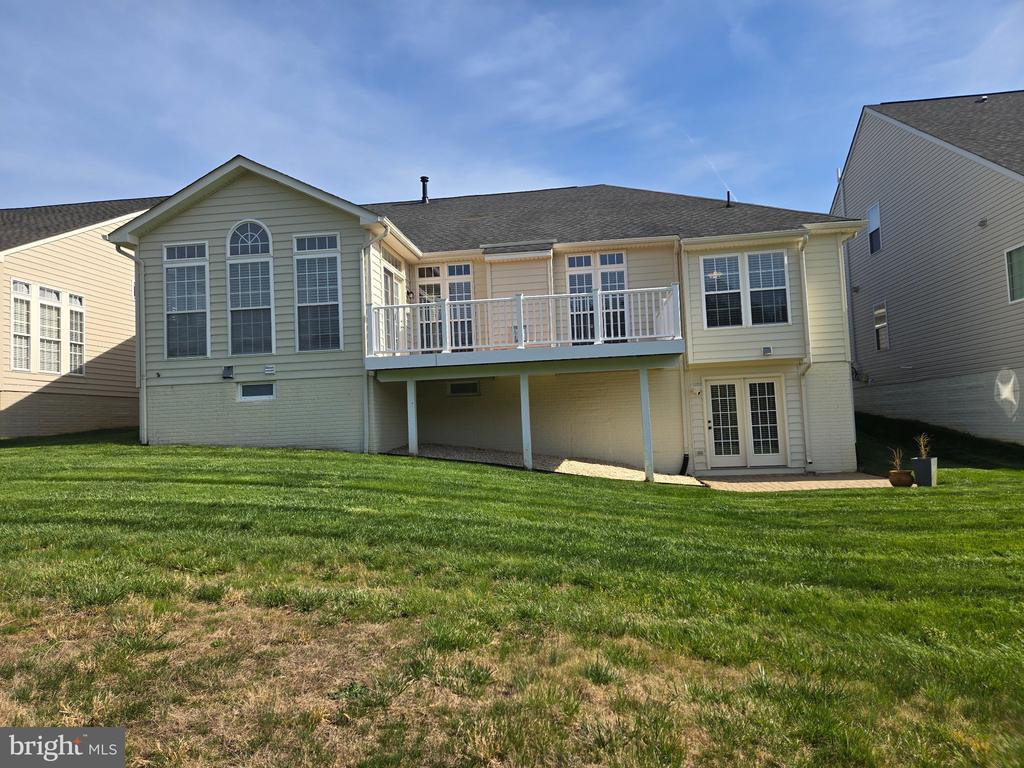 5104 SEWELLS POINTE DR, FREDERICKSBURG, Virginia 22407, 5 Bedrooms Bedrooms, ,4 BathroomsBathrooms,Residential,5104 SEWELLS POINTE DR,VASP2041002 MLS # VASP2041002