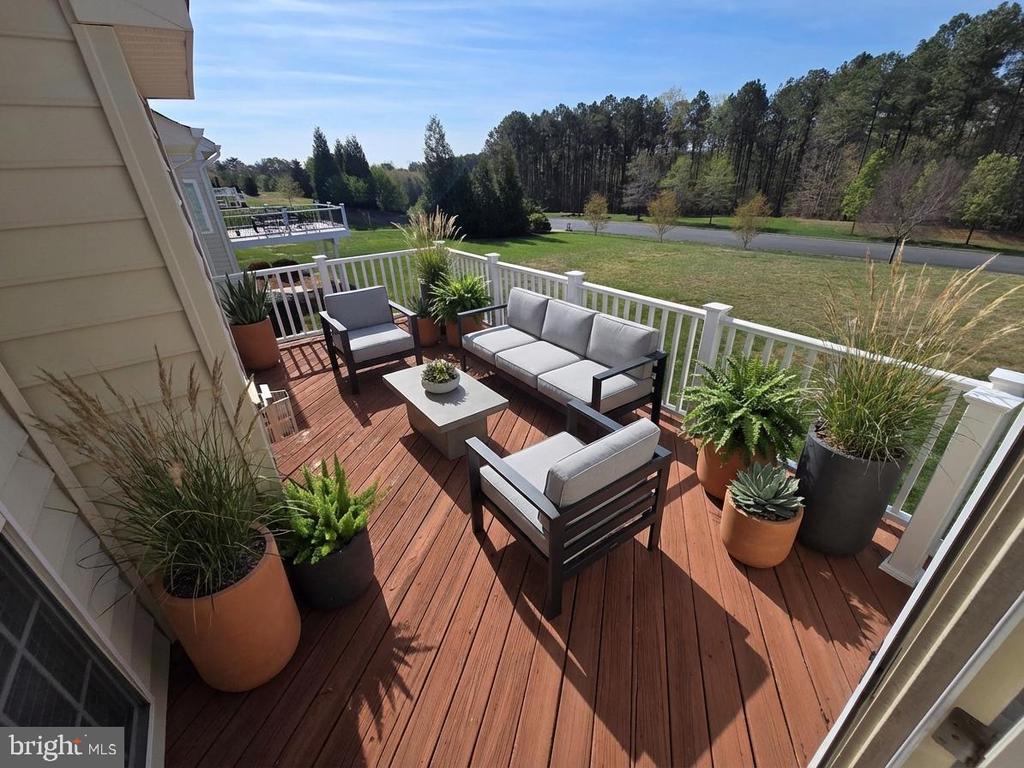 5104 SEWELLS POINTE DR, FREDERICKSBURG, Virginia 22407, 5 Bedrooms Bedrooms, ,4 BathroomsBathrooms,Residential,5104 SEWELLS POINTE DR,VASP2041002 MLS # VASP2041002