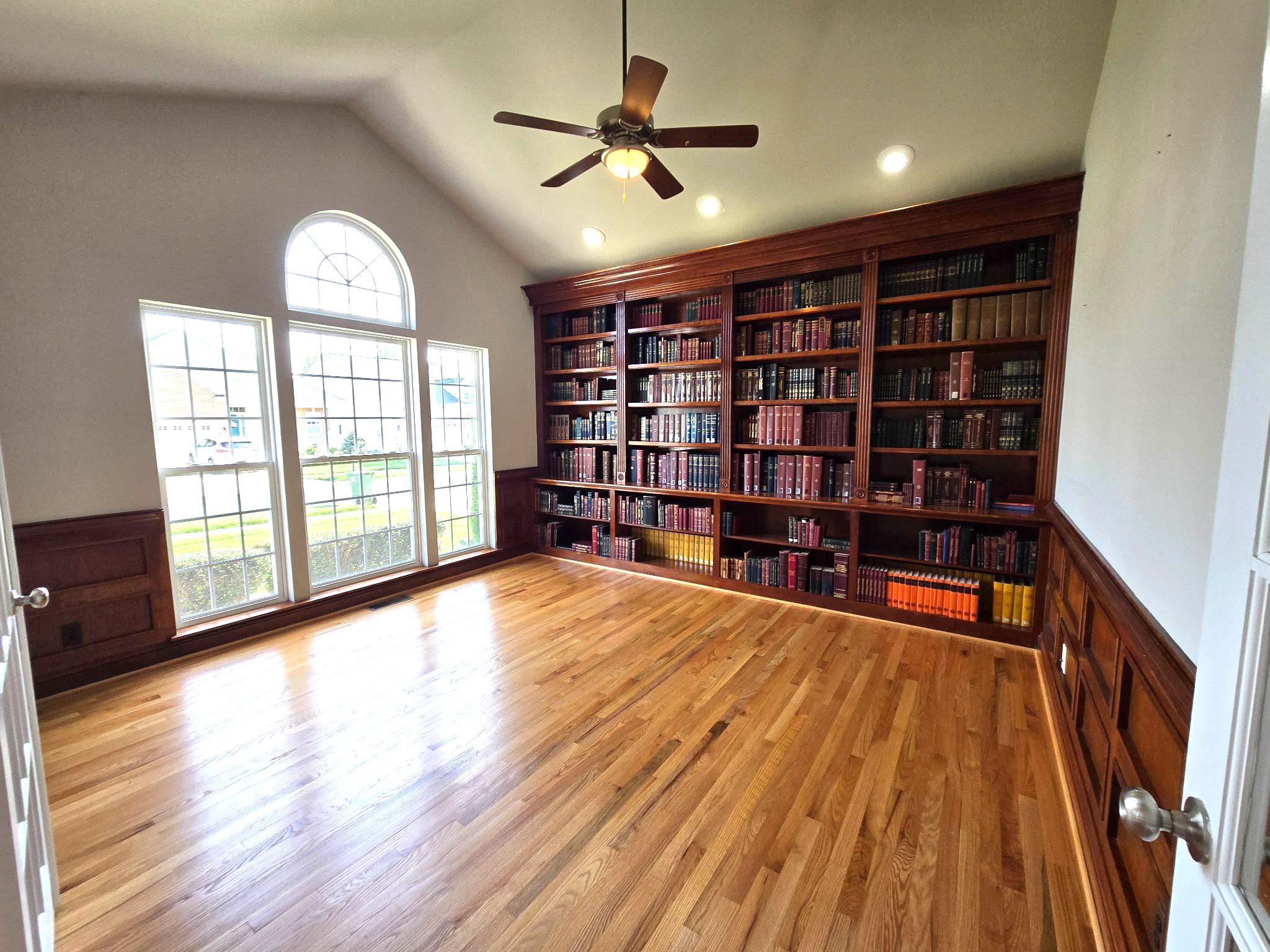 5104 SEWELLS POINTE DR, FREDERICKSBURG, Virginia 22407, 5 Bedrooms Bedrooms, ,4 BathroomsBathrooms,Residential,5104 SEWELLS POINTE DR,VASP2041002 MLS # VASP2041002