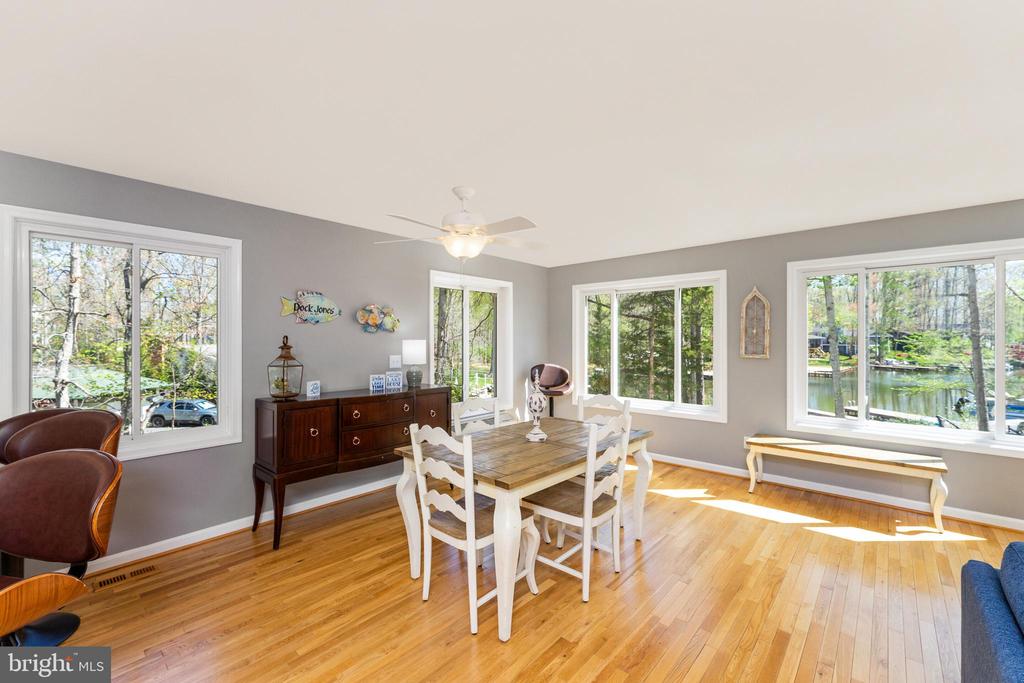 103 HILLSIDE DR, LOCUST GROVE, Virginia 22508, 4 Bedrooms Bedrooms, ,3 BathroomsBathrooms,Residential,103 HILLSIDE DR,VAOR2013834 MLS # VAOR2013834