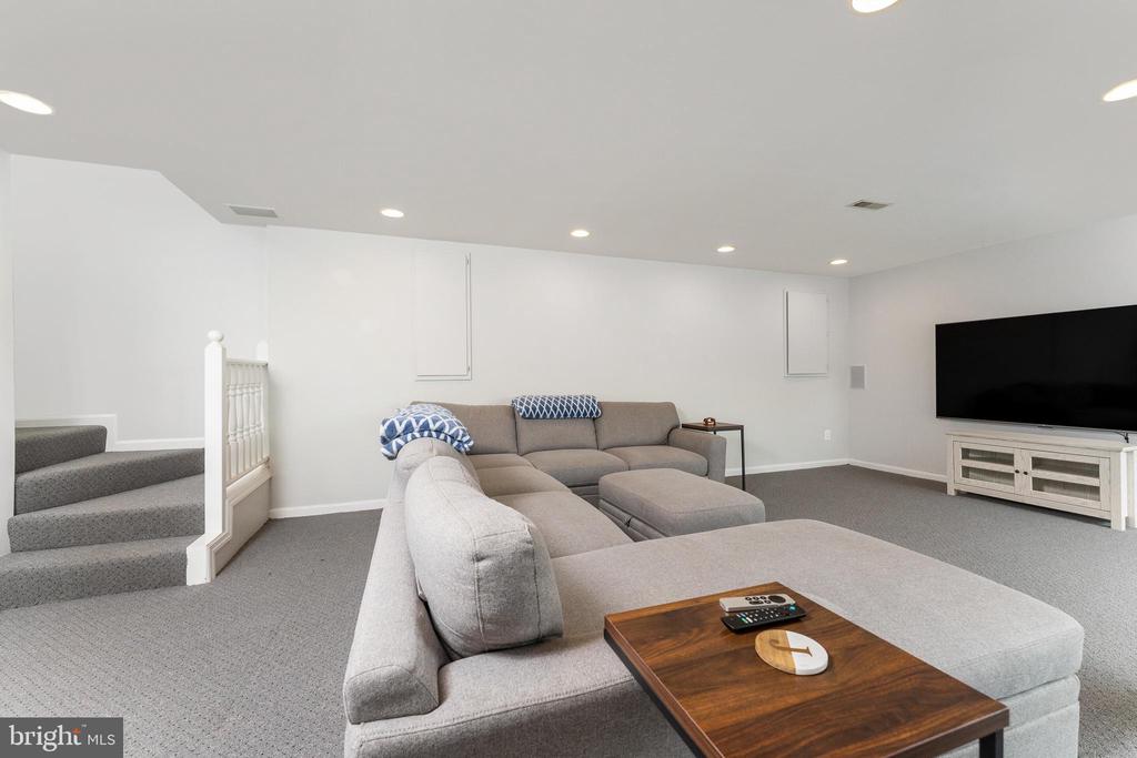 103 HILLSIDE DR, LOCUST GROVE, Virginia 22508, 4 Bedrooms Bedrooms, ,3 BathroomsBathrooms,Residential,103 HILLSIDE DR,VAOR2013834 MLS # VAOR2013834