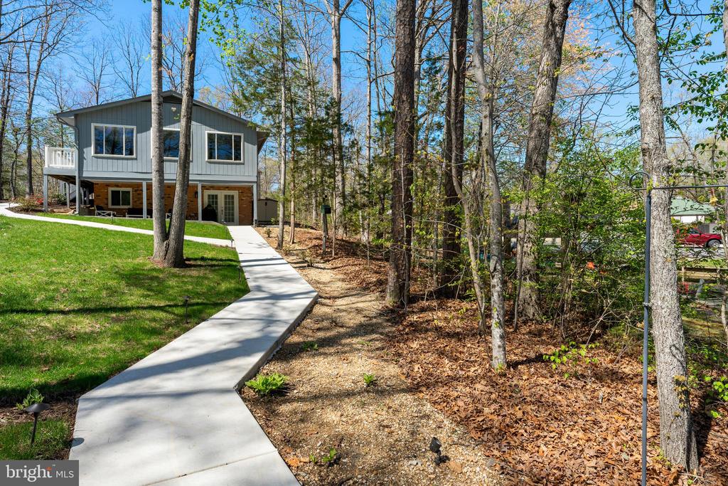 103 HILLSIDE DR, LOCUST GROVE, Virginia 22508, 4 Bedrooms Bedrooms, ,3 BathroomsBathrooms,Residential,103 HILLSIDE DR,VAOR2013834 MLS # VAOR2013834