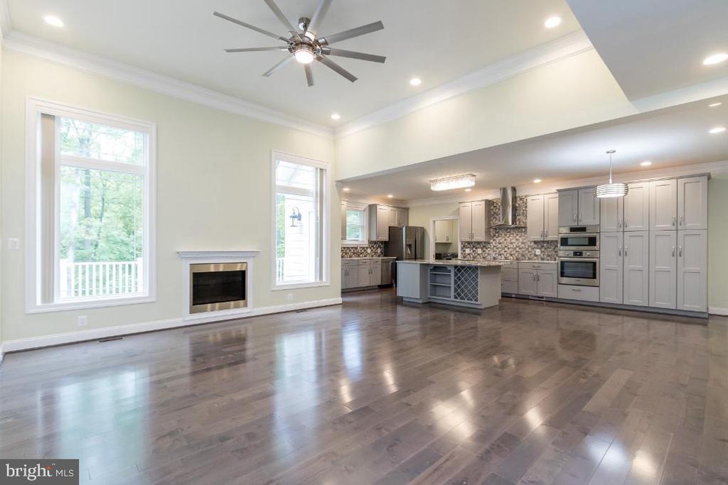 11601 MACFADEN DR, SPOTSYLVANIA, Virginia 22551, 4 Bedrooms Bedrooms, ,3 BathroomsBathrooms,Residential,11601 MACFADEN DR,VASP2041014 MLS # VASP2041014