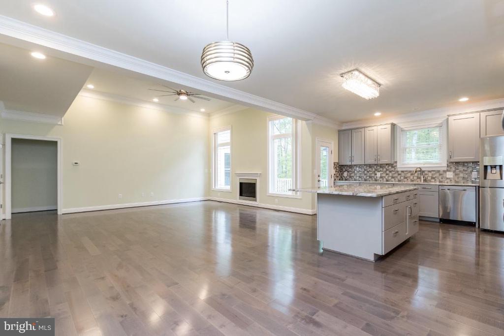 11601 MACFADEN DR, SPOTSYLVANIA, Virginia 22551, 4 Bedrooms Bedrooms, ,3 BathroomsBathrooms,Residential,11601 MACFADEN DR,VASP2041014 MLS # VASP2041014