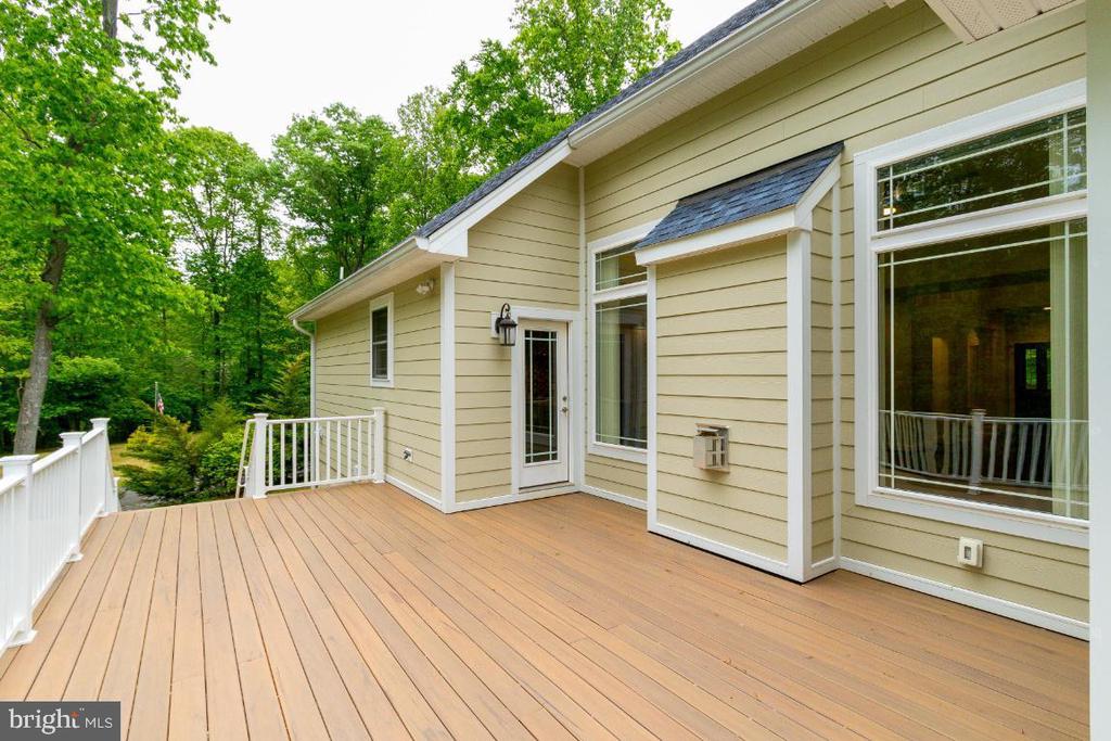 11601 MACFADEN DR, SPOTSYLVANIA, Virginia 22551, 4 Bedrooms Bedrooms, ,3 BathroomsBathrooms,Residential,11601 MACFADEN DR,VASP2041014 MLS # VASP2041014