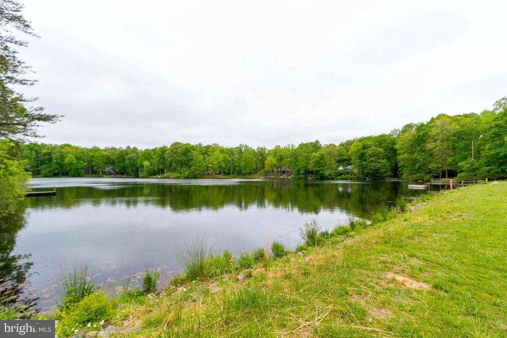 11601 MACFADEN DR, SPOTSYLVANIA, Virginia 22551, 4 Bedrooms Bedrooms, ,3 BathroomsBathrooms,Residential,11601 MACFADEN DR,VASP2041014 MLS # VASP2041014