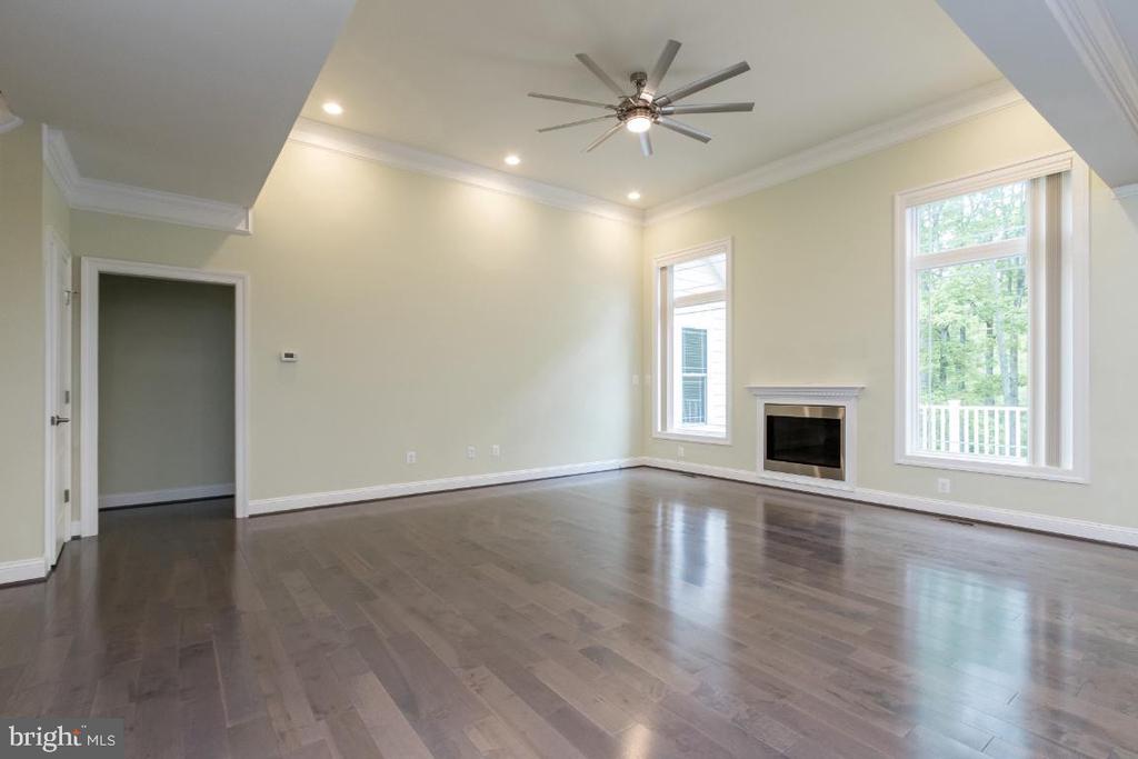 11601 MACFADEN DR, SPOTSYLVANIA, Virginia 22551, 4 Bedrooms Bedrooms, ,3 BathroomsBathrooms,Residential,11601 MACFADEN DR,VASP2041014 MLS # VASP2041014