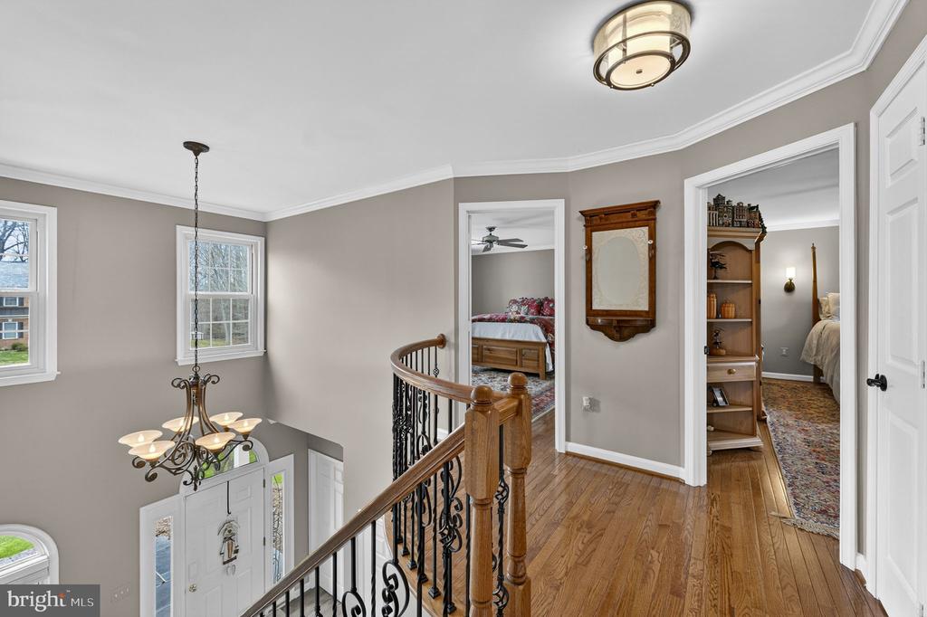 6165 MINT SPRINGS DR, WARRENTON, Virginia, 5 Bedrooms Bedrooms, ,4 BathroomsBathrooms,Residential,6165 MINT SPRINGS DR,VAFQ2021328 MLS # VAFQ2021328