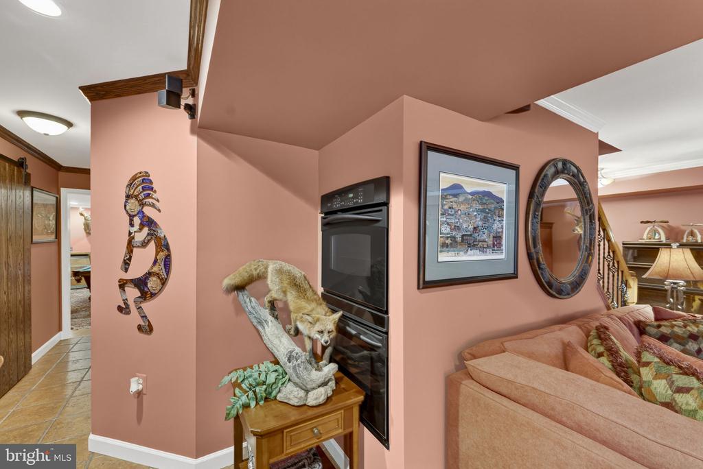 6165 MINT SPRINGS DR, WARRENTON, Virginia, 5 Bedrooms Bedrooms, ,4 BathroomsBathrooms,Residential,6165 MINT SPRINGS DR,VAFQ2021328 MLS # VAFQ2021328