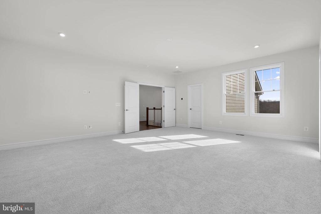 2611 BLUE RIDGE AVE, MARSHALL, Virginia, 4 Bedrooms Bedrooms, ,3 BathroomsBathrooms,Residential,2611 BLUE RIDGE AVE,VAFQ2021578 MLS # VAFQ2021578