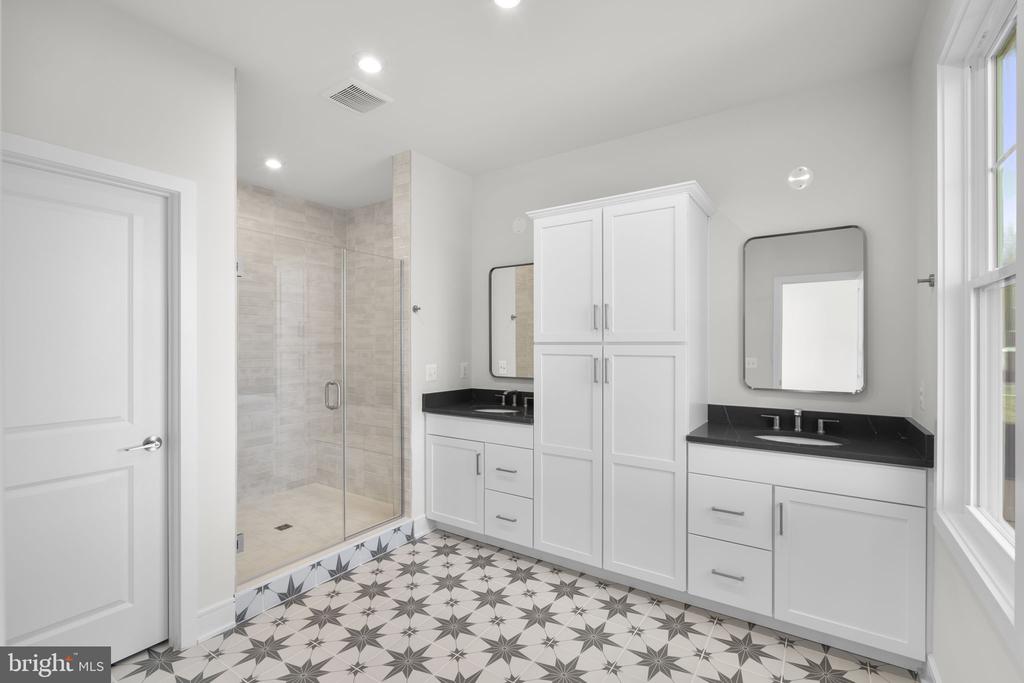 2611 BLUE RIDGE AVE, MARSHALL, Virginia, 4 Bedrooms Bedrooms, ,3 BathroomsBathrooms,Residential,2611 BLUE RIDGE AVE,VAFQ2021578 MLS # VAFQ2021578