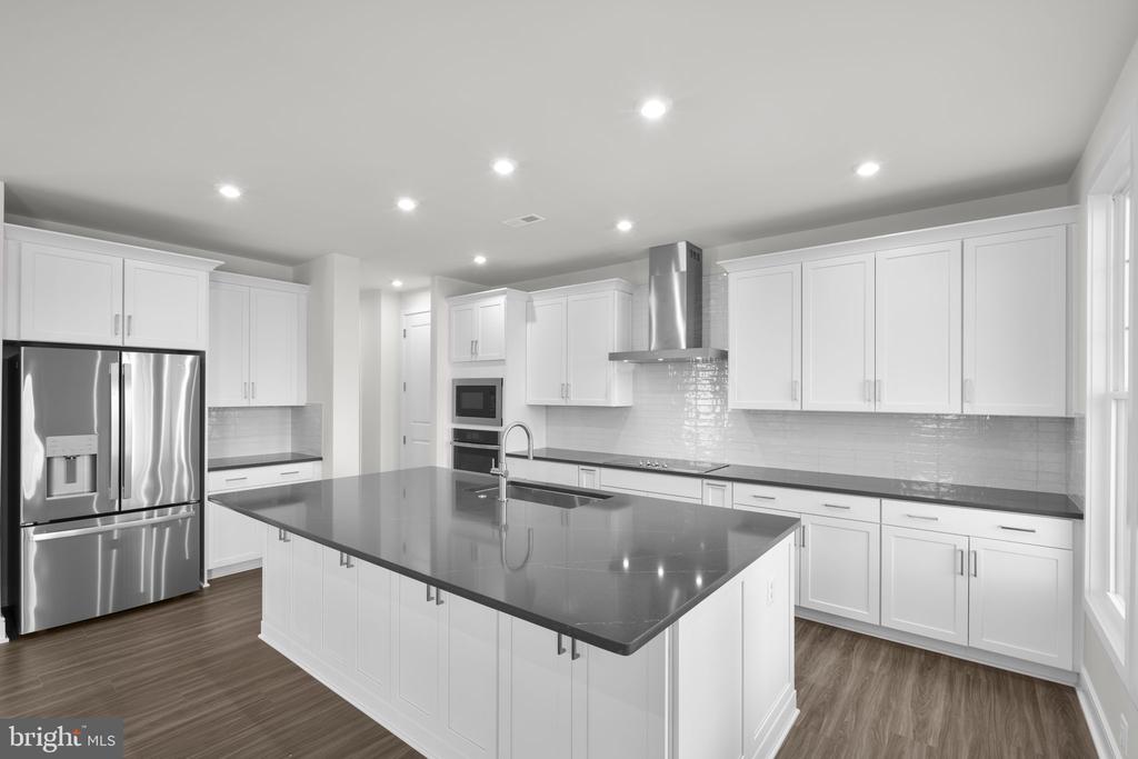 2611 BLUE RIDGE AVE, MARSHALL, Virginia, 4 Bedrooms Bedrooms, ,3 BathroomsBathrooms,Residential,2611 BLUE RIDGE AVE,VAFQ2021578 MLS # VAFQ2021578