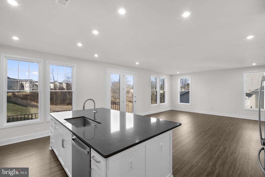 2611 BLUE RIDGE AVE, MARSHALL, Virginia, 4 Bedrooms Bedrooms, ,3 BathroomsBathrooms,Residential,2611 BLUE RIDGE AVE,VAFQ2021578 MLS # VAFQ2021578