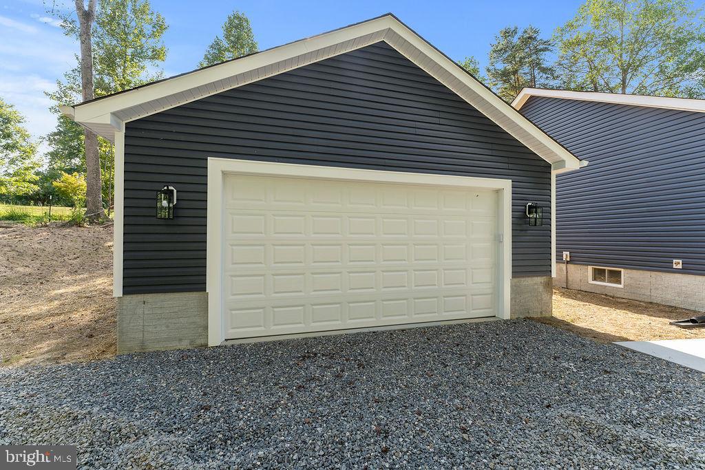 95 WOODLAND SHORES DR, LOUISA, Virginia 23093, 5 Bedrooms Bedrooms, ,3 BathroomsBathrooms,Residential,95 WOODLAND SHORES DR,VALA2009672 MLS # VALA2009672