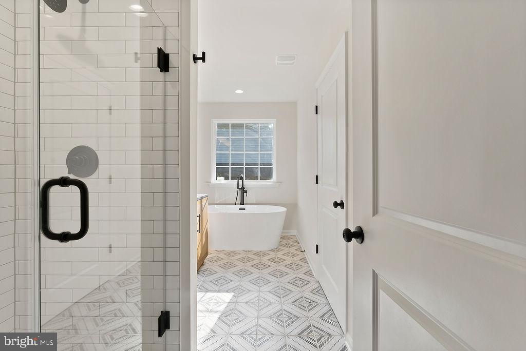 95 WOODLAND SHORES DR, LOUISA, Virginia 23093, 5 Bedrooms Bedrooms, ,3 BathroomsBathrooms,Residential,95 WOODLAND SHORES DR,VALA2009672 MLS # VALA2009672