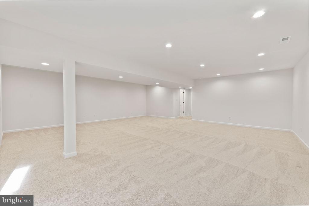 95 WOODLAND SHORES DR, LOUISA, Virginia 23093, 5 Bedrooms Bedrooms, ,3 BathroomsBathrooms,Residential,95 WOODLAND SHORES DR,VALA2009672 MLS # VALA2009672