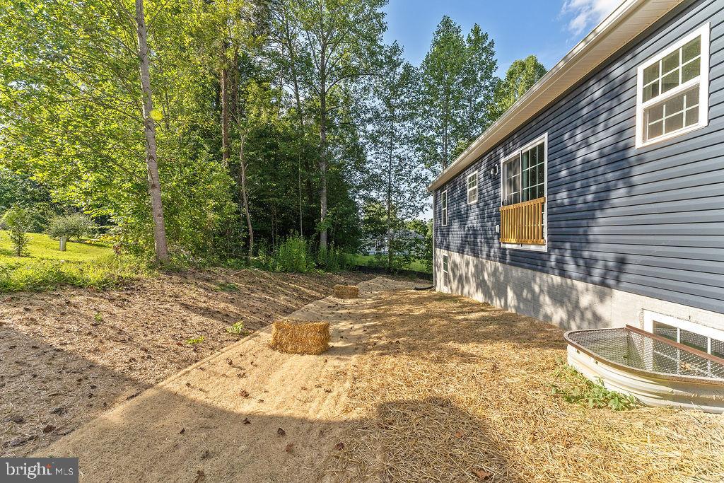 95 WOODLAND SHORES DR, LOUISA, Virginia 23093, 5 Bedrooms Bedrooms, ,3 BathroomsBathrooms,Residential,95 WOODLAND SHORES DR,VALA2009672 MLS # VALA2009672