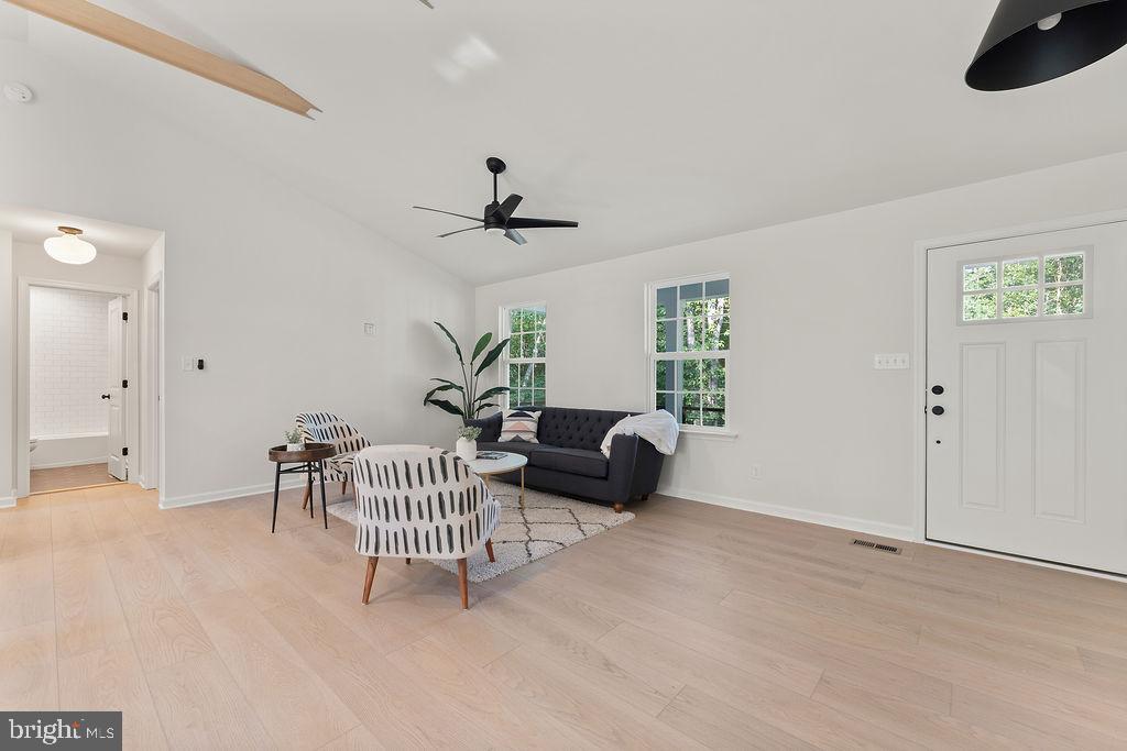 95 WOODLAND SHORES DR, LOUISA, Virginia 23093, 5 Bedrooms Bedrooms, ,3 BathroomsBathrooms,Residential,95 WOODLAND SHORES DR,VALA2009672 MLS # VALA2009672