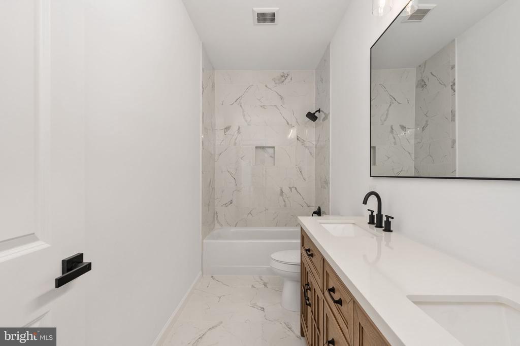 10130 CAPTAINS WAY, UNIONVILLE, Virginia 22567, 3 Bedrooms Bedrooms, ,2 BathroomsBathrooms,Residential,10130 CAPTAINS WAY,VAOR2013872 MLS # VAOR2013872