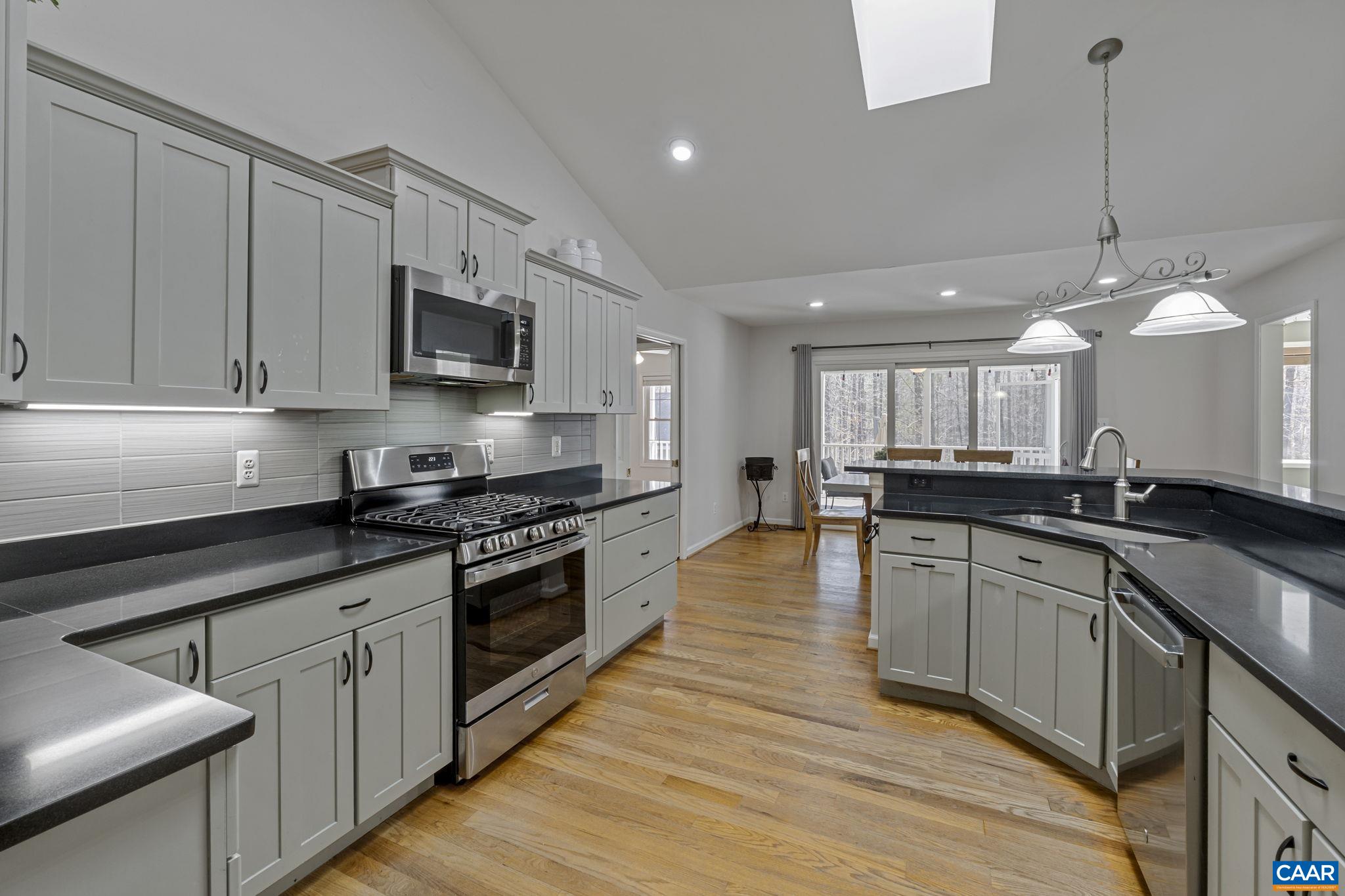 1815 RIVANNA WOODS DR, FORK UNION, Virginia 23055, 4 Bedrooms Bedrooms, ,3 BathroomsBathrooms,Residential,1815 RIVANNA WOODS DR,675550 MLS # 675550