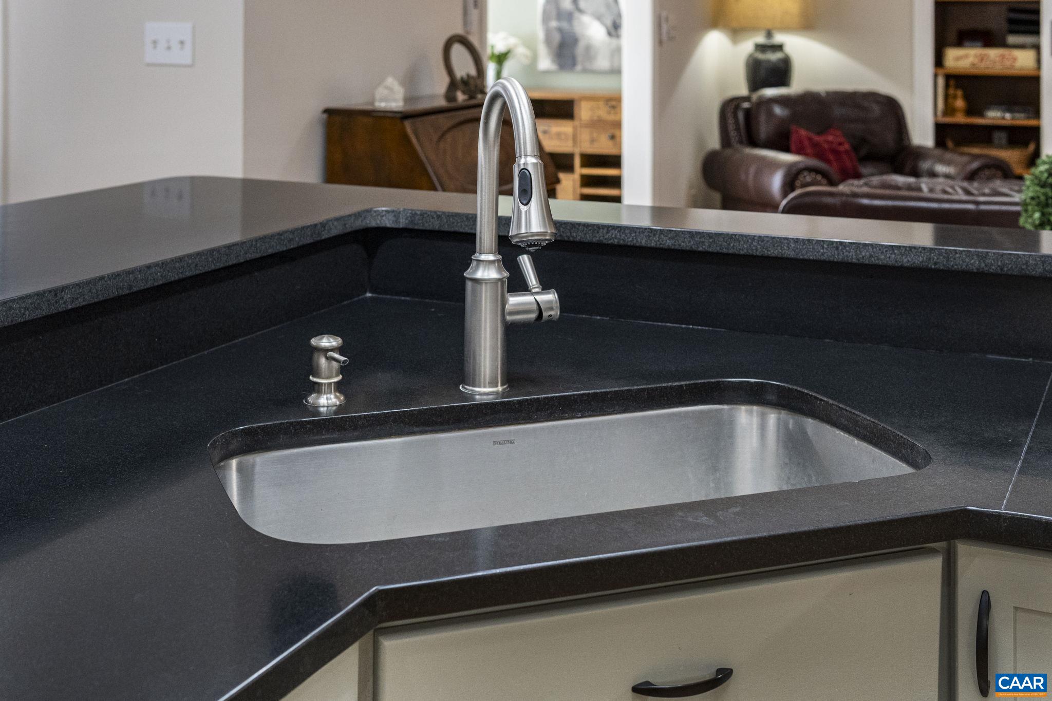 1815 RIVANNA WOODS DR, FORK UNION, Virginia 23055, 4 Bedrooms Bedrooms, ,3 BathroomsBathrooms,Residential,1815 RIVANNA WOODS DR,675550 MLS # 675550