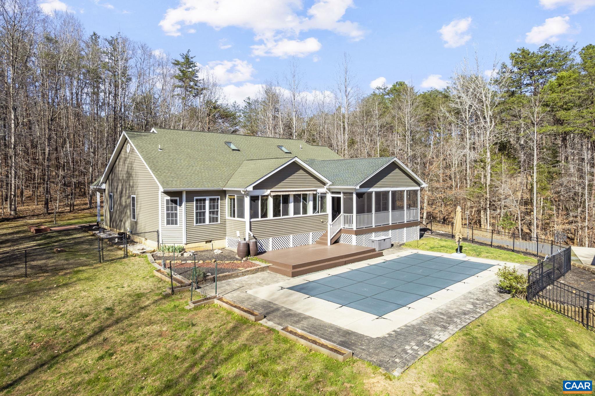 1815 RIVANNA WOODS DR, FORK UNION, Virginia 23055, 4 Bedrooms Bedrooms, ,3 BathroomsBathrooms,Residential,1815 RIVANNA WOODS DR,675550 MLS # 675550