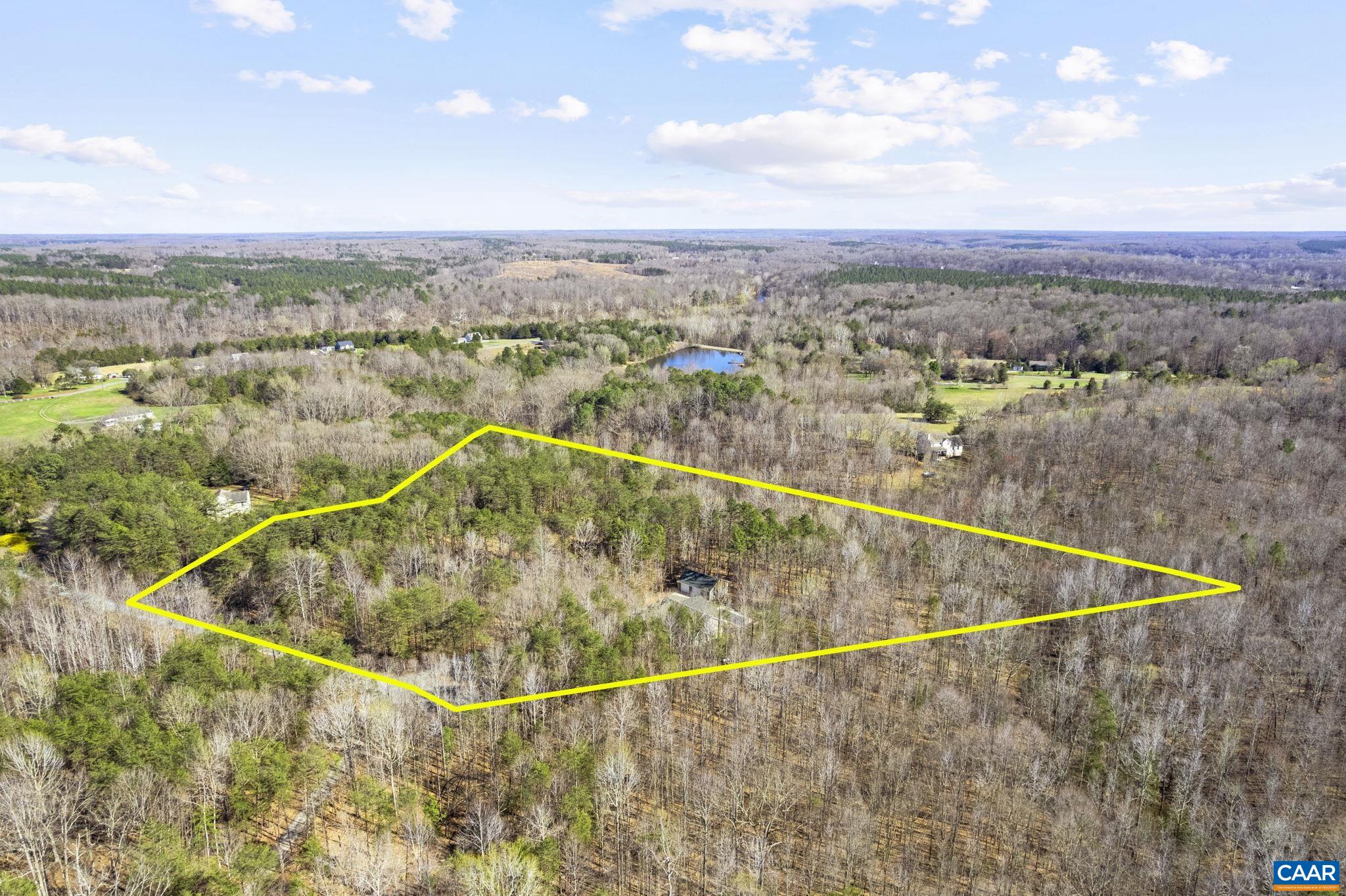 1815 RIVANNA WOODS DR, FORK UNION, Virginia 23055, 4 Bedrooms Bedrooms, ,3 BathroomsBathrooms,Residential,1815 RIVANNA WOODS DR,675550 MLS # 675550