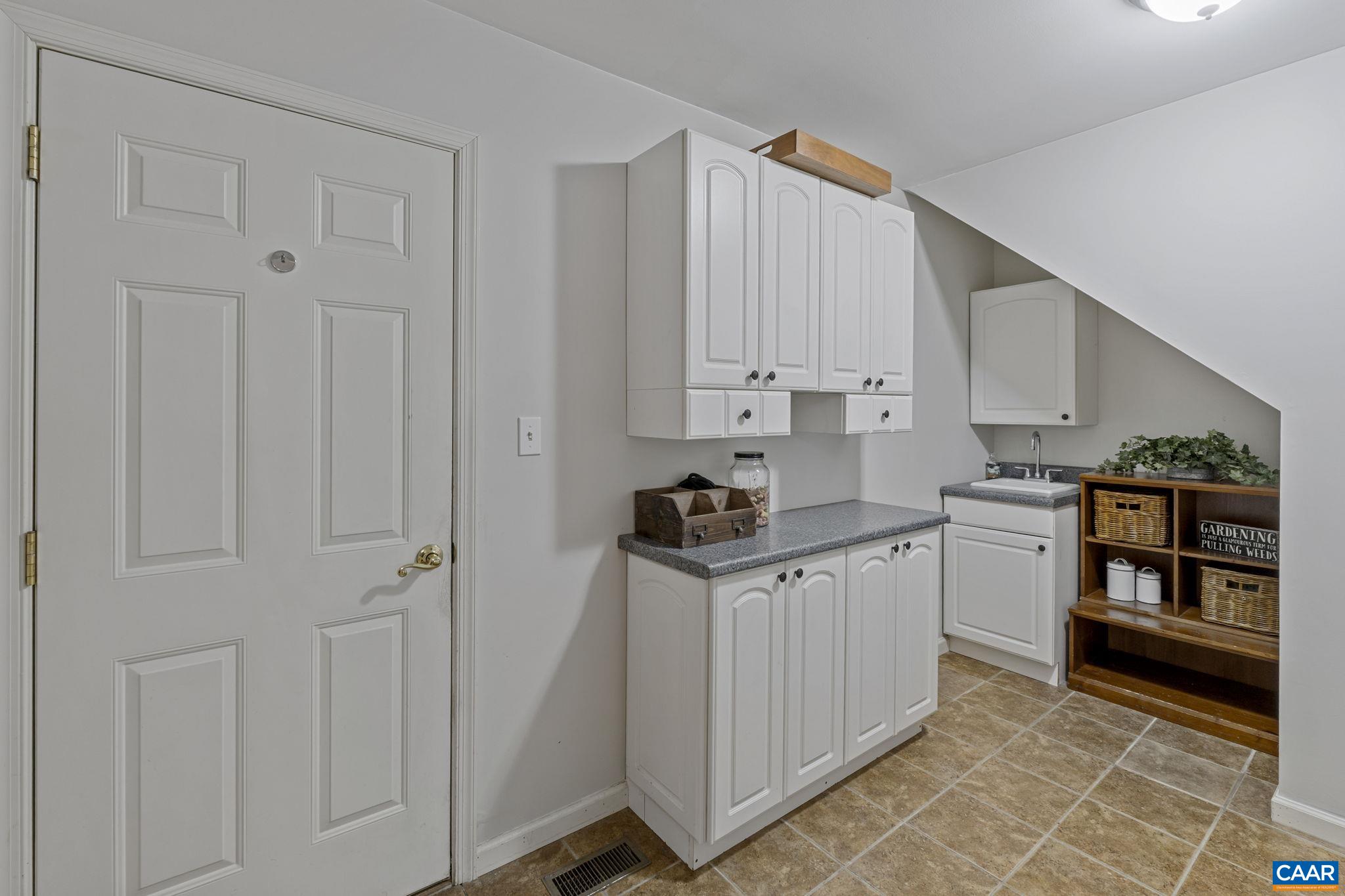 1815 RIVANNA WOODS DR, FORK UNION, Virginia 23055, 4 Bedrooms Bedrooms, ,3 BathroomsBathrooms,Residential,1815 RIVANNA WOODS DR,675550 MLS # 675550