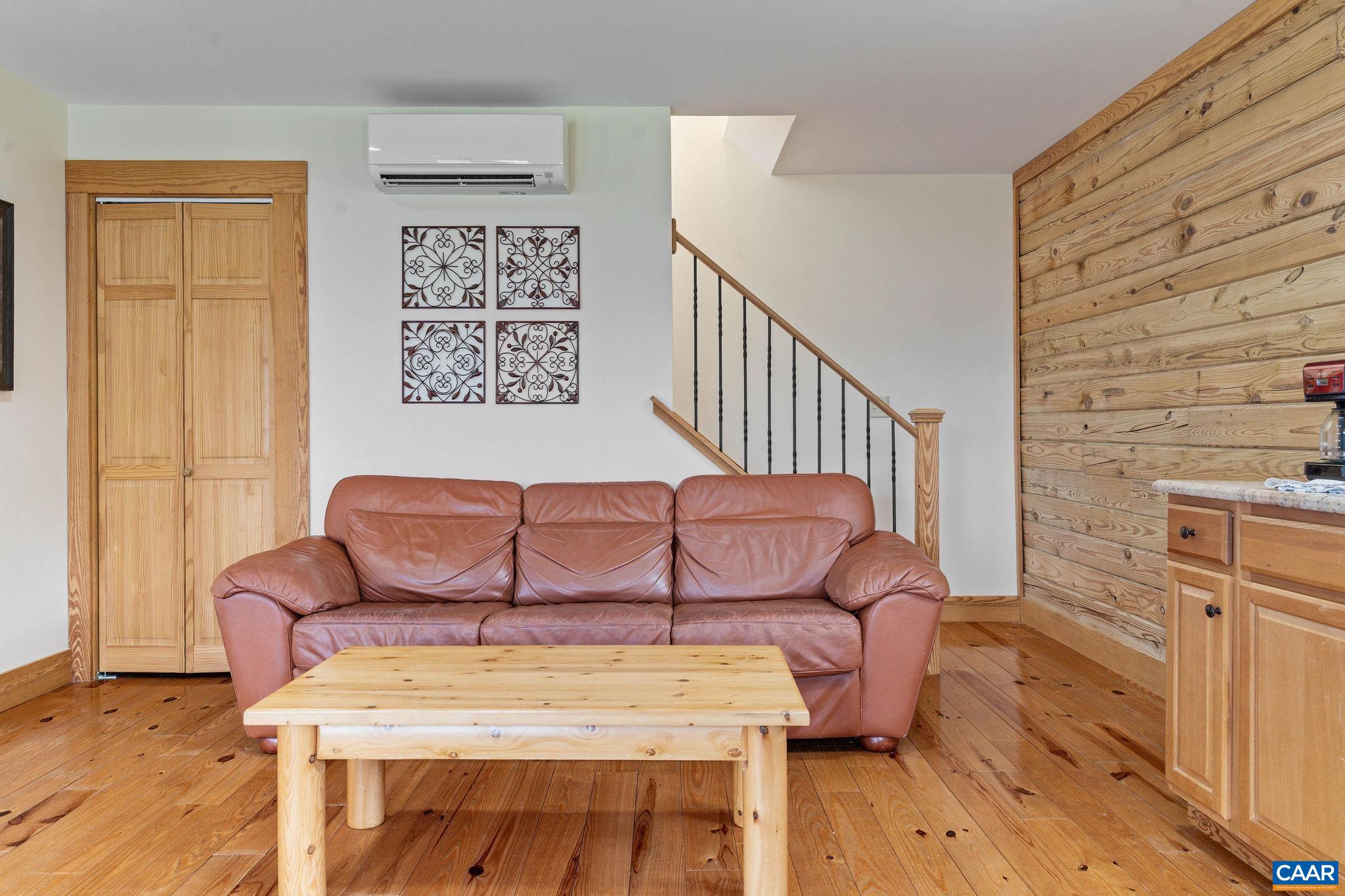 42 RIVER RIDGE LN, RUCKERSVILLE, Virginia 22968, 4 Bedrooms Bedrooms, ,4 BathroomsBathrooms,Residential,42 RIVER RIDGE LN,675595 MLS # 675595