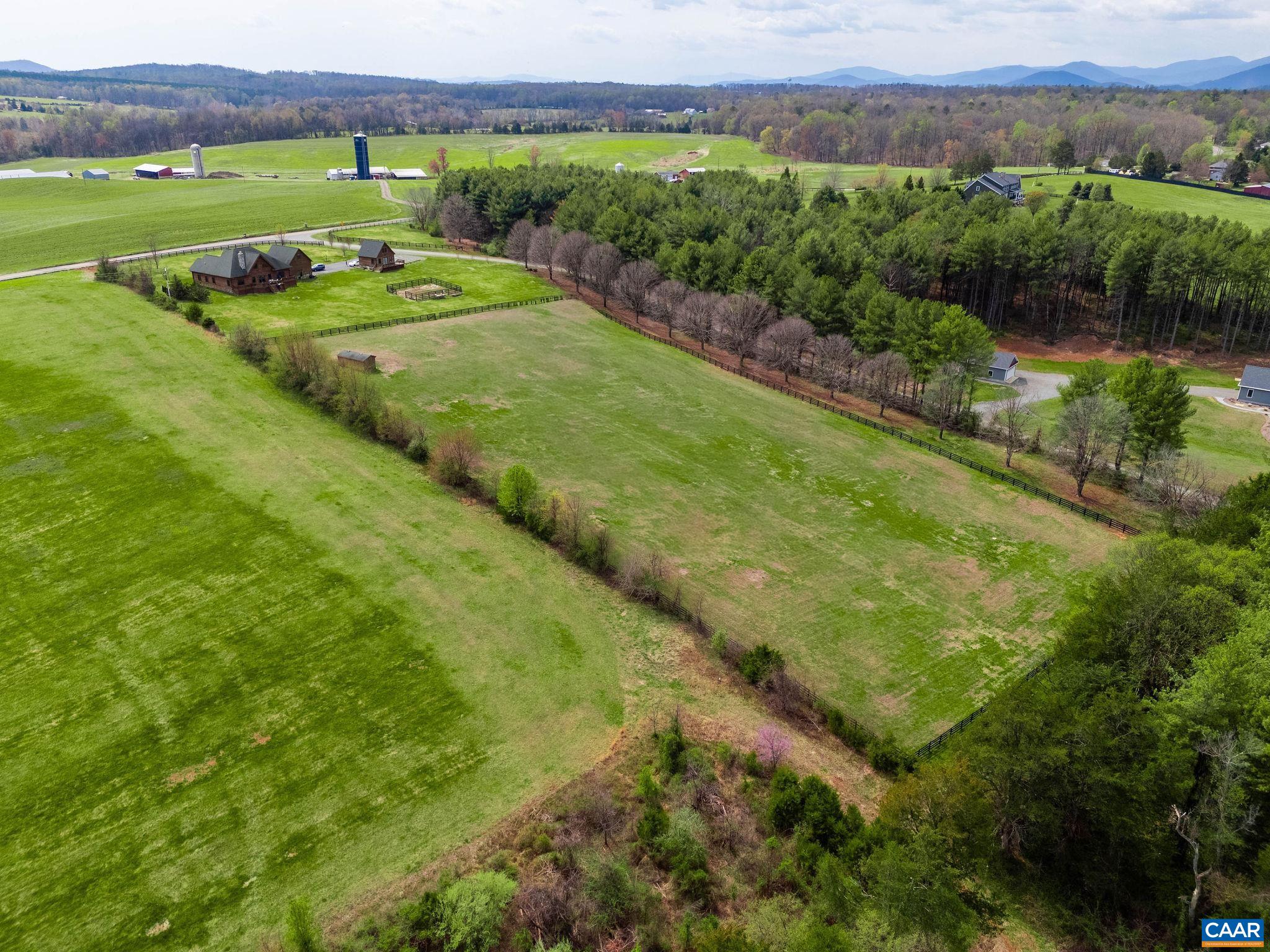 42 RIVER RIDGE LN, RUCKERSVILLE, Virginia 22968, 4 Bedrooms Bedrooms, ,4 BathroomsBathrooms,Residential,42 RIVER RIDGE LN,675595 MLS # 675595