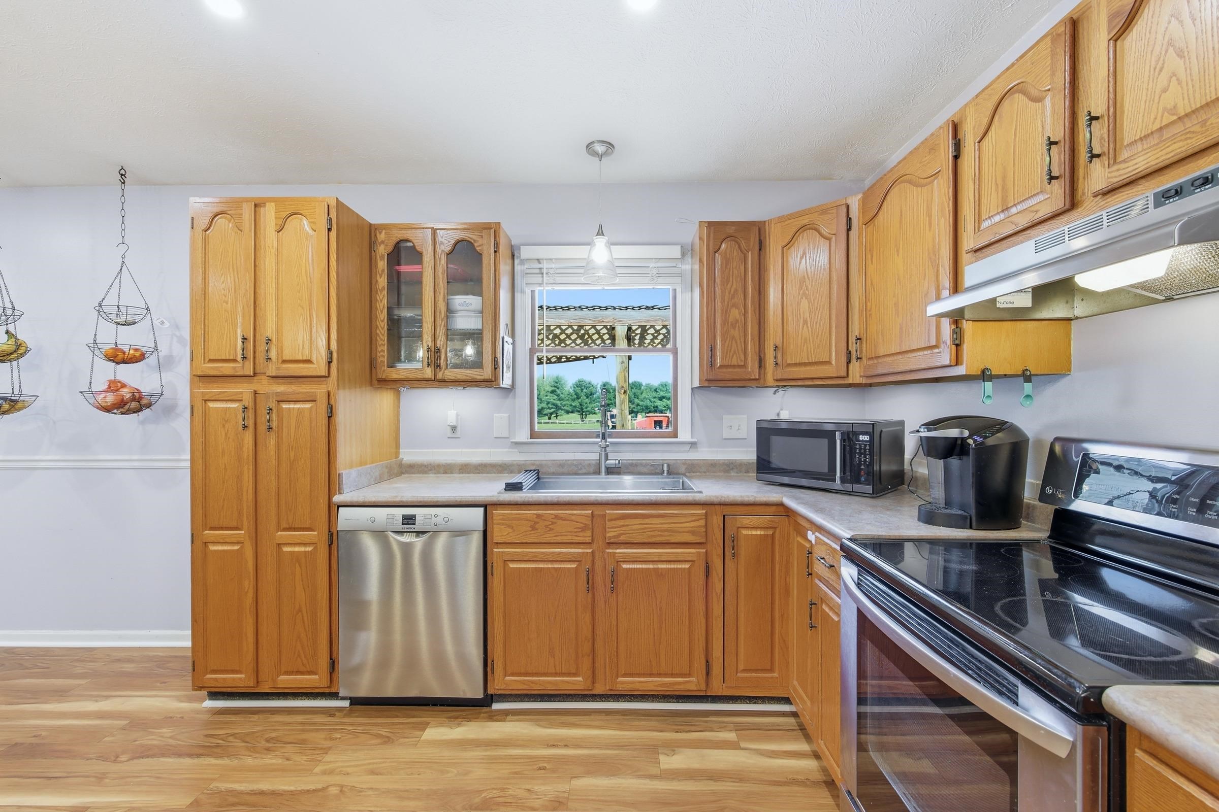 1008 SHIPWRECK DR, NEW MARKET, Virginia 22844, 4 Bedrooms Bedrooms, ,2 BathroomsBathrooms,Residential,1008 SHIPWRECK DR,675685 MLS # 675685