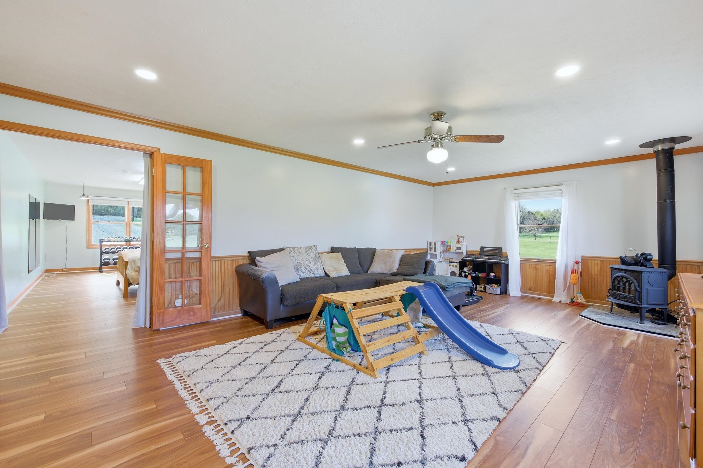 1008 SHIPWRECK DR, NEW MARKET, Virginia 22844, 4 Bedrooms Bedrooms, ,2 BathroomsBathrooms,Residential,1008 SHIPWRECK DR,675685 MLS # 675685