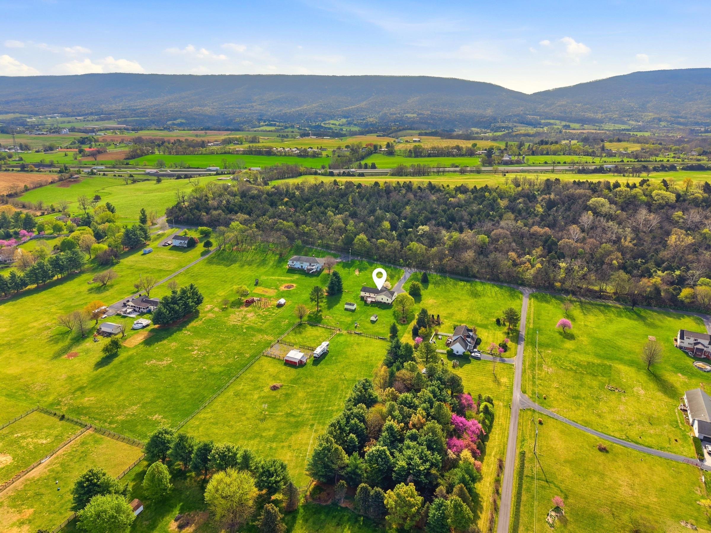 1008 SHIPWRECK DR, NEW MARKET, Virginia 22844, 4 Bedrooms Bedrooms, ,2 BathroomsBathrooms,Residential,1008 SHIPWRECK DR,675685 MLS # 675685