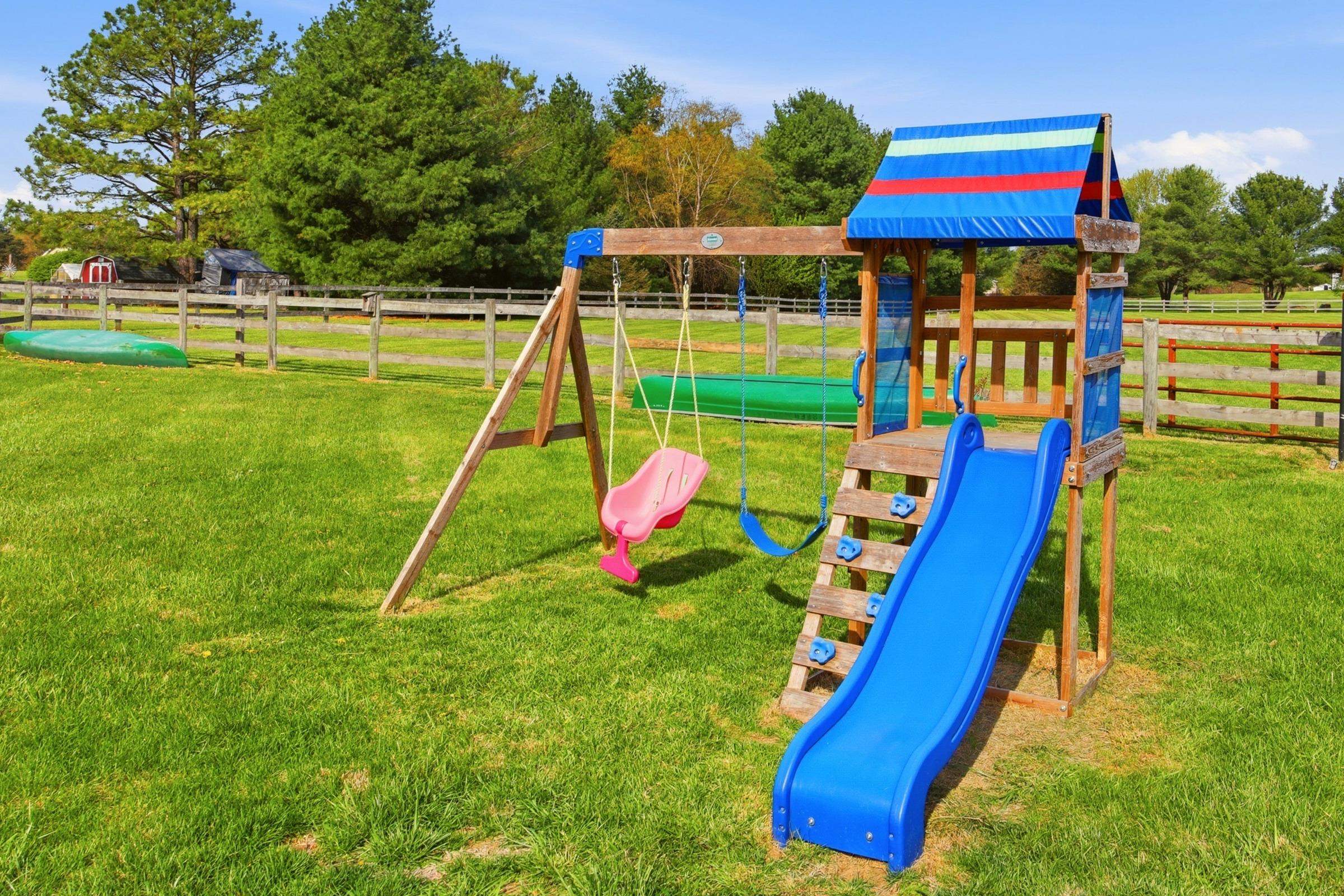 1008 SHIPWRECK DR, NEW MARKET, Virginia 22844, 4 Bedrooms Bedrooms, ,2 BathroomsBathrooms,Residential,1008 SHIPWRECK DR,675685 MLS # 675685