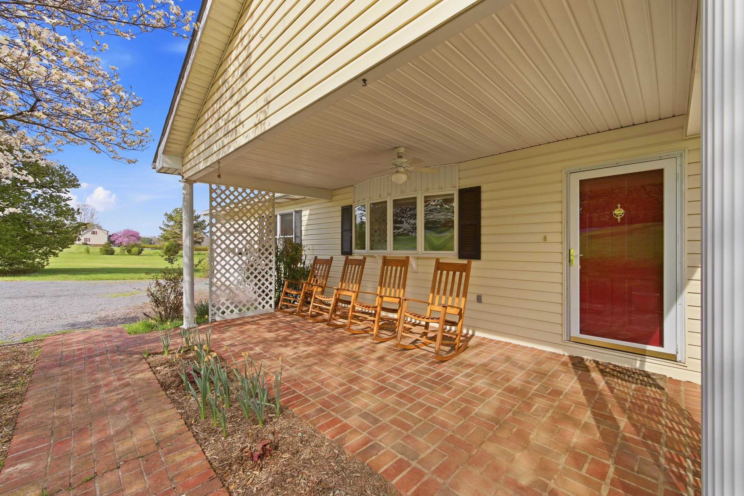 1008 SHIPWRECK DR, NEW MARKET, Virginia 22844, 4 Bedrooms Bedrooms, ,2 BathroomsBathrooms,Residential,1008 SHIPWRECK DR,675685 MLS # 675685