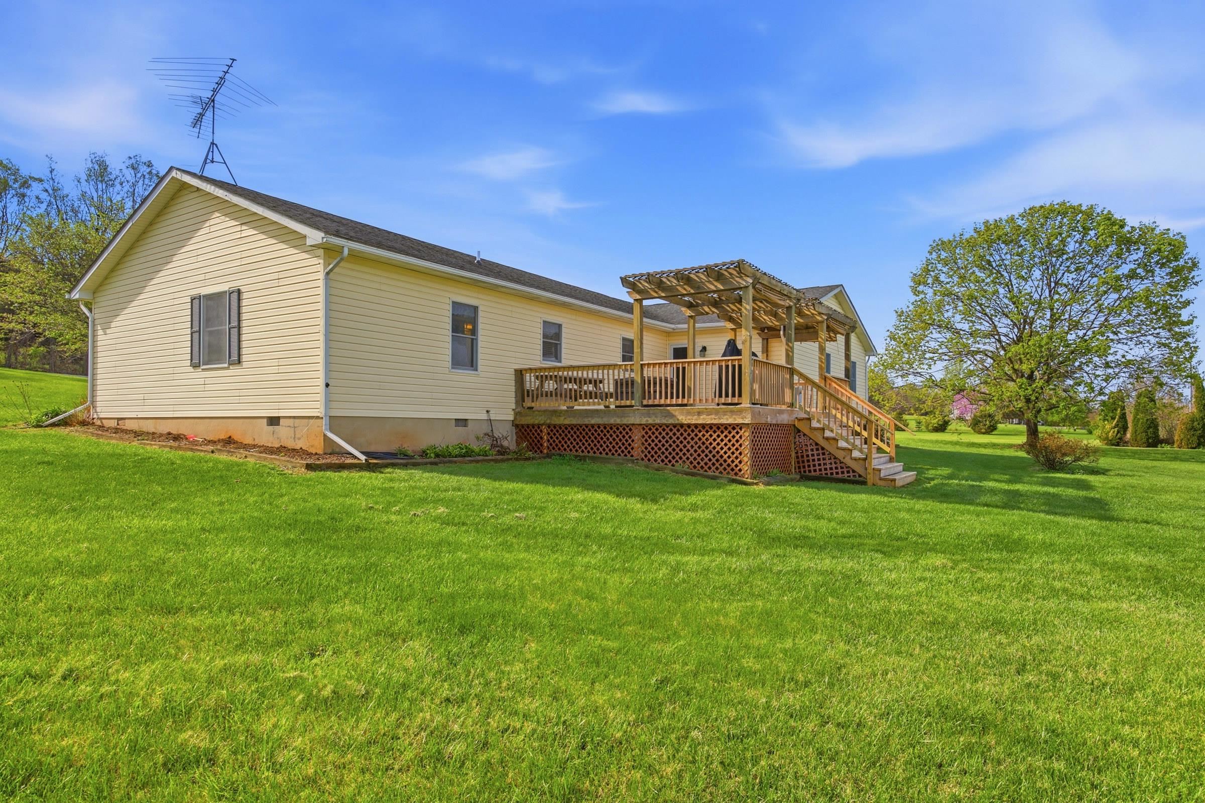 1008 SHIPWRECK DR, NEW MARKET, Virginia 22844, 4 Bedrooms Bedrooms, ,2 BathroomsBathrooms,Residential,1008 SHIPWRECK DR,675685 MLS # 675685