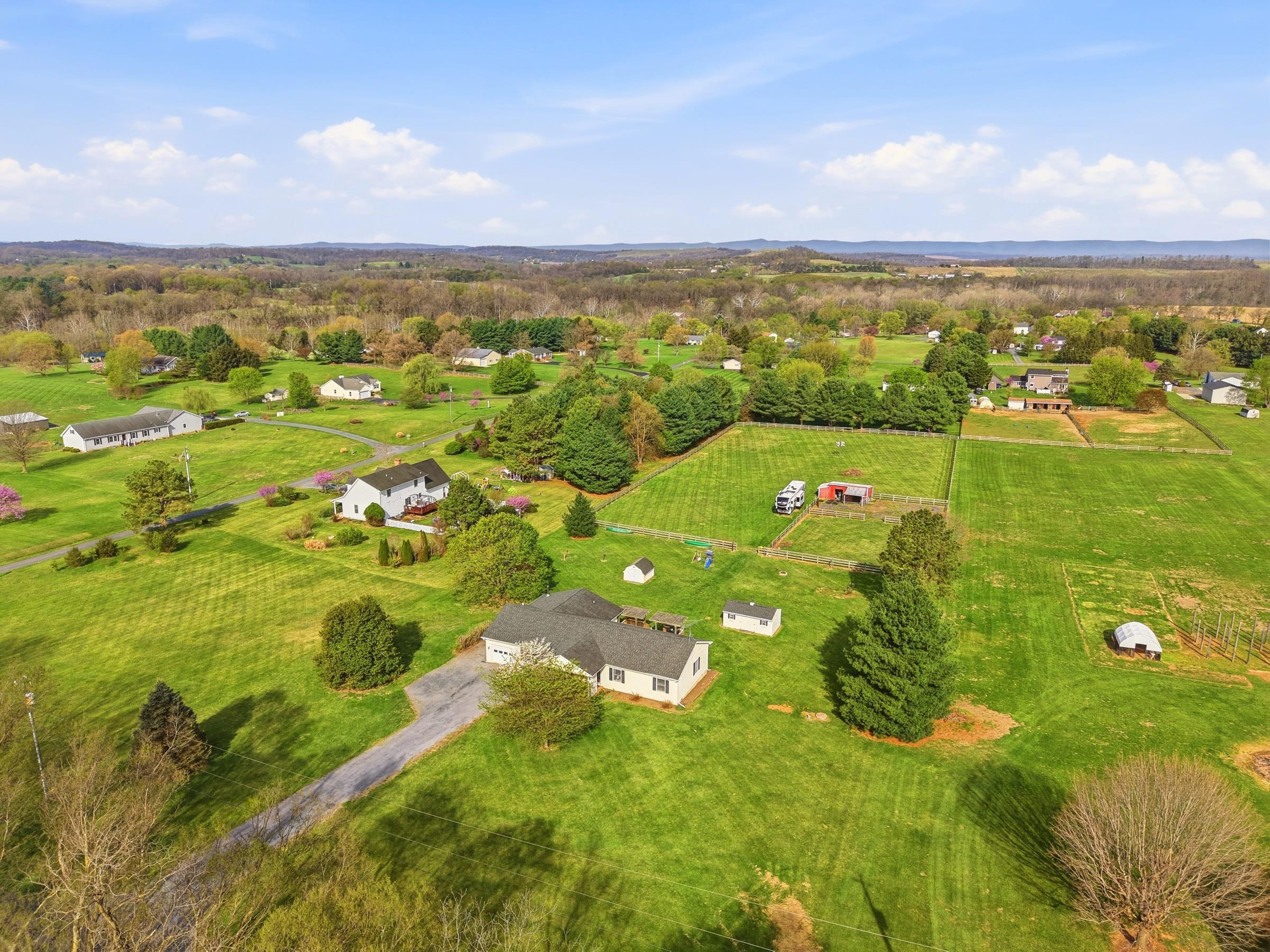 1008 SHIPWRECK DR, NEW MARKET, Virginia 22844, 4 Bedrooms Bedrooms, ,2 BathroomsBathrooms,Residential,1008 SHIPWRECK DR,675685 MLS # 675685