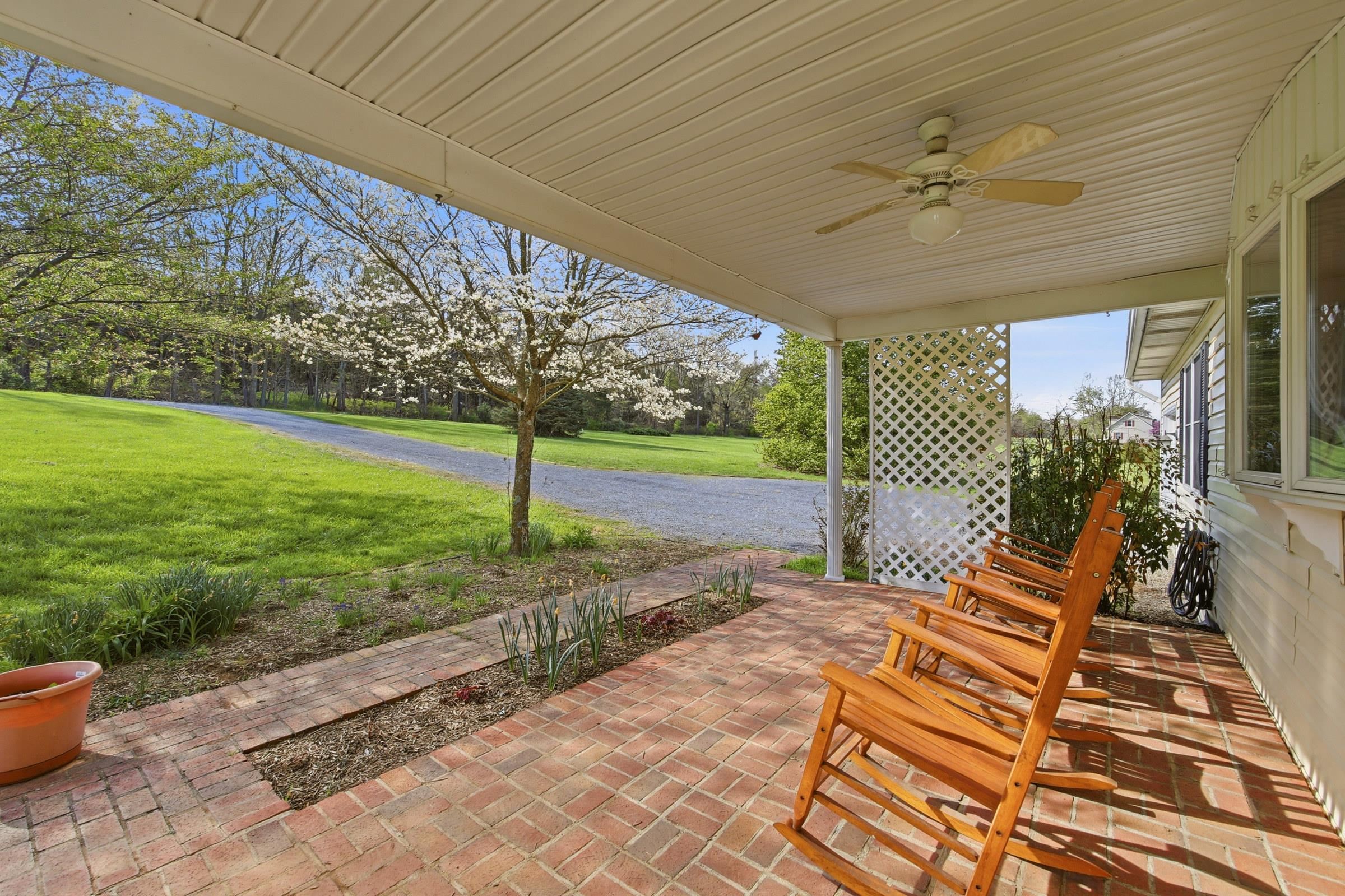 1008 SHIPWRECK DR, NEW MARKET, Virginia 22844, 4 Bedrooms Bedrooms, ,2 BathroomsBathrooms,Residential,1008 SHIPWRECK DR,675685 MLS # 675685