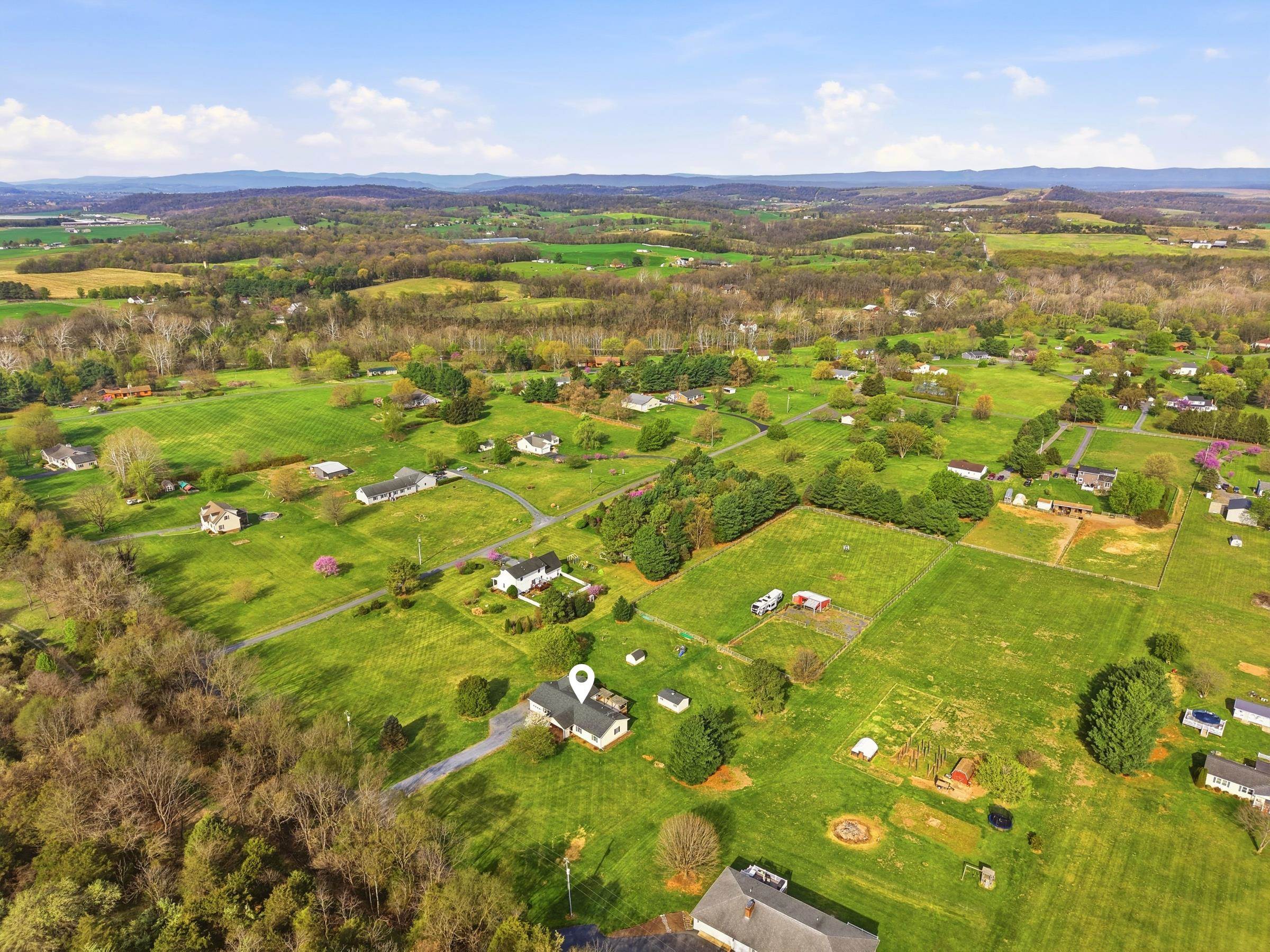 1008 SHIPWRECK DR, NEW MARKET, Virginia 22844, 4 Bedrooms Bedrooms, ,2 BathroomsBathrooms,Residential,1008 SHIPWRECK DR,675685 MLS # 675685