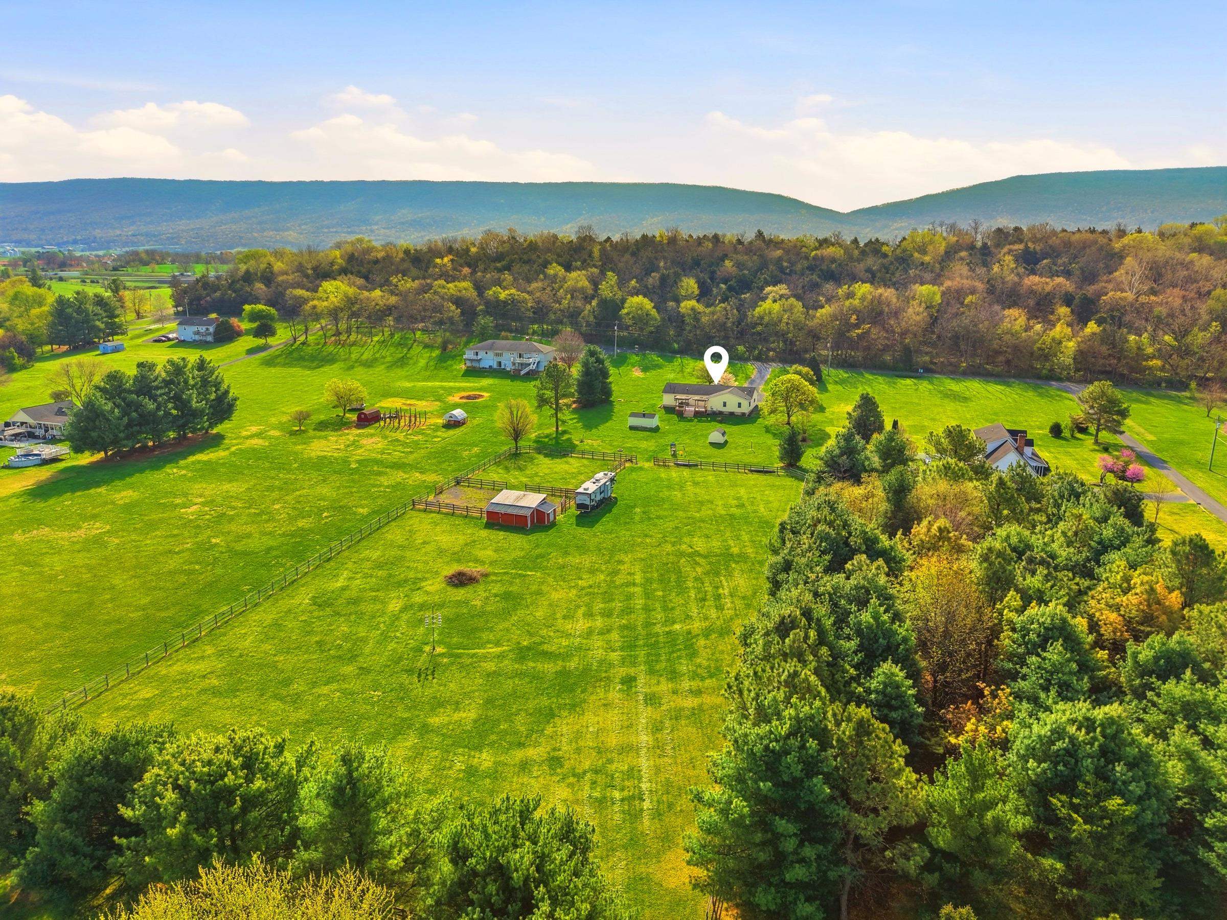 1008 SHIPWRECK DR, NEW MARKET, Virginia 22844, 4 Bedrooms Bedrooms, ,2 BathroomsBathrooms,Residential,1008 SHIPWRECK DR,675685 MLS # 675685