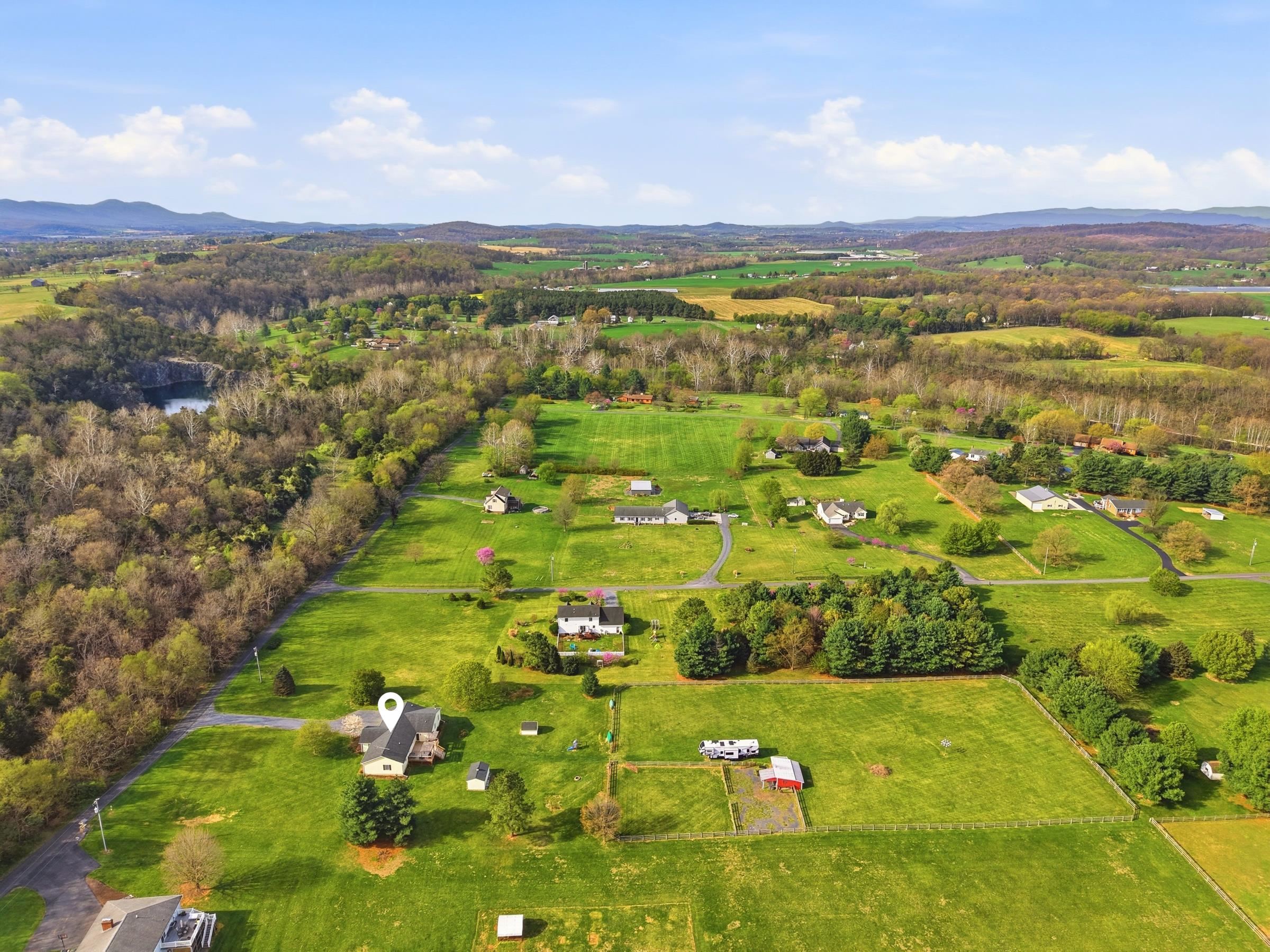 1008 SHIPWRECK DR, NEW MARKET, Virginia 22844, 4 Bedrooms Bedrooms, ,2 BathroomsBathrooms,Residential,1008 SHIPWRECK DR,675685 MLS # 675685