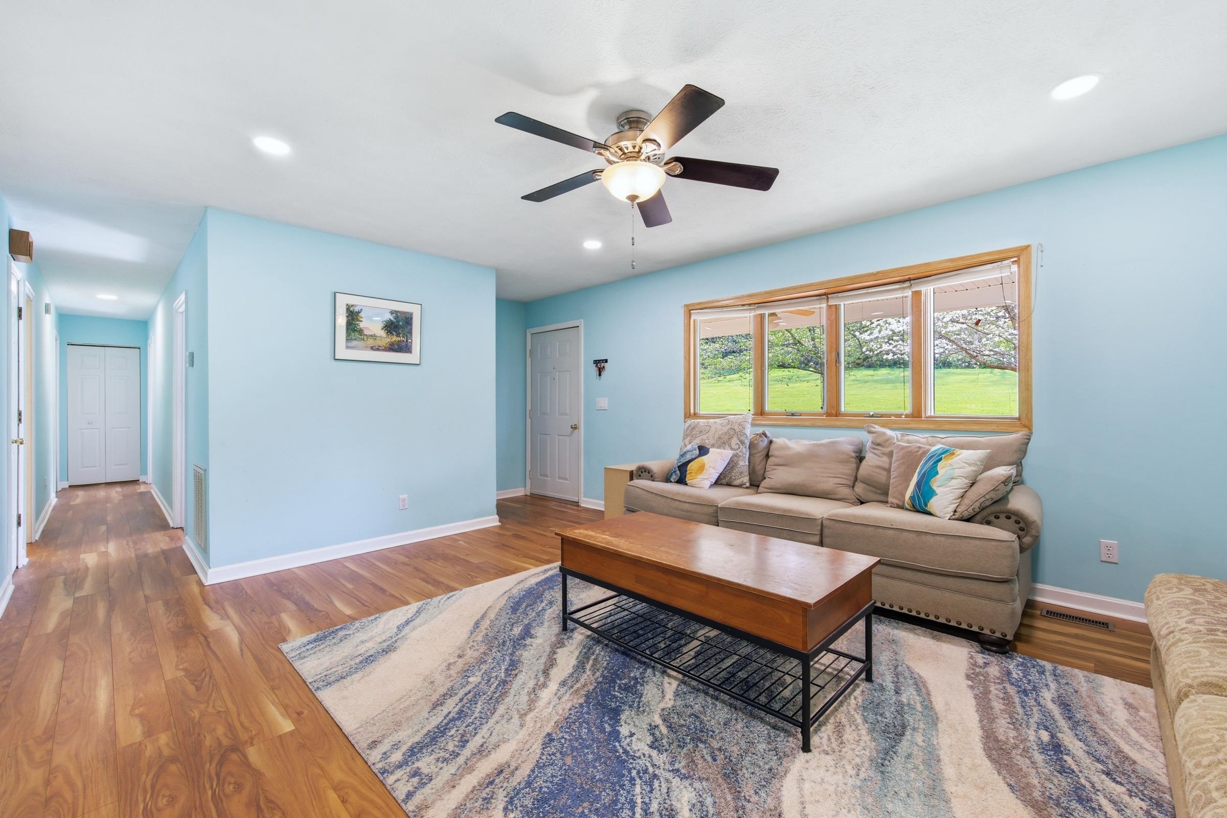 1008 SHIPWRECK DR, NEW MARKET, Virginia 22844, 4 Bedrooms Bedrooms, ,2 BathroomsBathrooms,Residential,1008 SHIPWRECK DR,675685 MLS # 675685