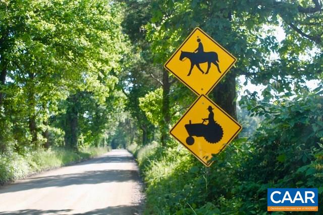 1009 STONEWOOD DR, CHARLOTTESVILLE, Virginia 22911, 4 Bedrooms Bedrooms, ,3 BathroomsBathrooms,Residential,1009 STONEWOOD DR,675694 MLS # 675694