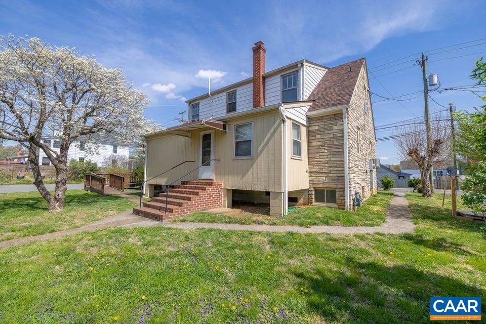 1201 AVON ST, CHARLOTTESVILLE, Virginia 22902, 3 Bedrooms Bedrooms, ,3 BathroomsBathrooms,Residential,1201 AVON ST,675727 MLS # 675727