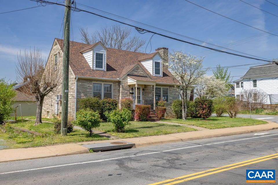 1201 AVON ST, CHARLOTTESVILLE, Virginia 22902, 3 Bedrooms Bedrooms, ,3 BathroomsBathrooms,Residential,1201 AVON ST,675727 MLS # 675727