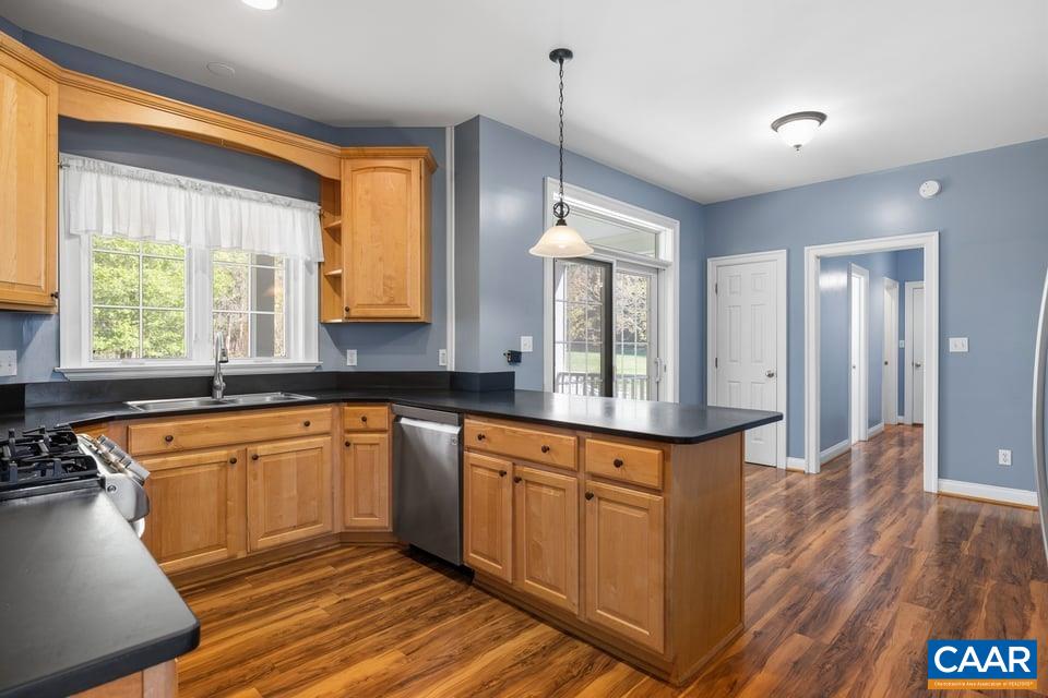 3627 HARDWARE RD, SCOTTSVILLE, Virginia 24590, 3 Bedrooms Bedrooms, ,2 BathroomsBathrooms,Residential,3627 HARDWARE RD,675783 MLS # 675783