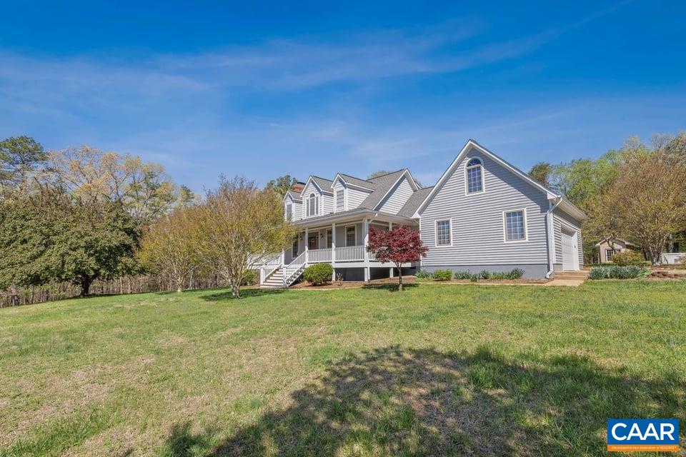3627 HARDWARE RD, SCOTTSVILLE, Virginia 24590, 3 Bedrooms Bedrooms, ,2 BathroomsBathrooms,Residential,3627 HARDWARE RD,675783 MLS # 675783
